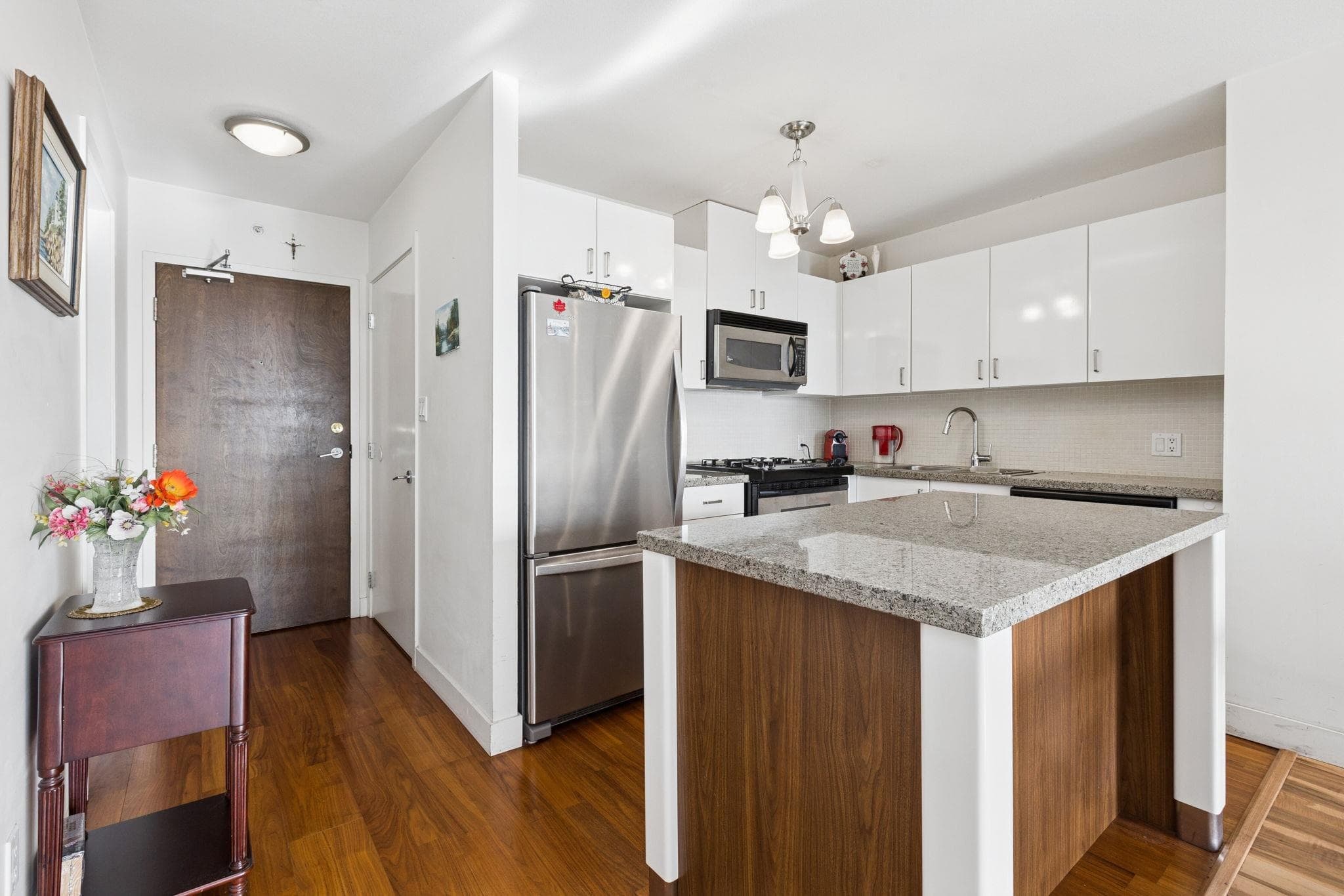 810 - 175 W 1st Street, North Vancouver, V7M 3N9 — photo 3