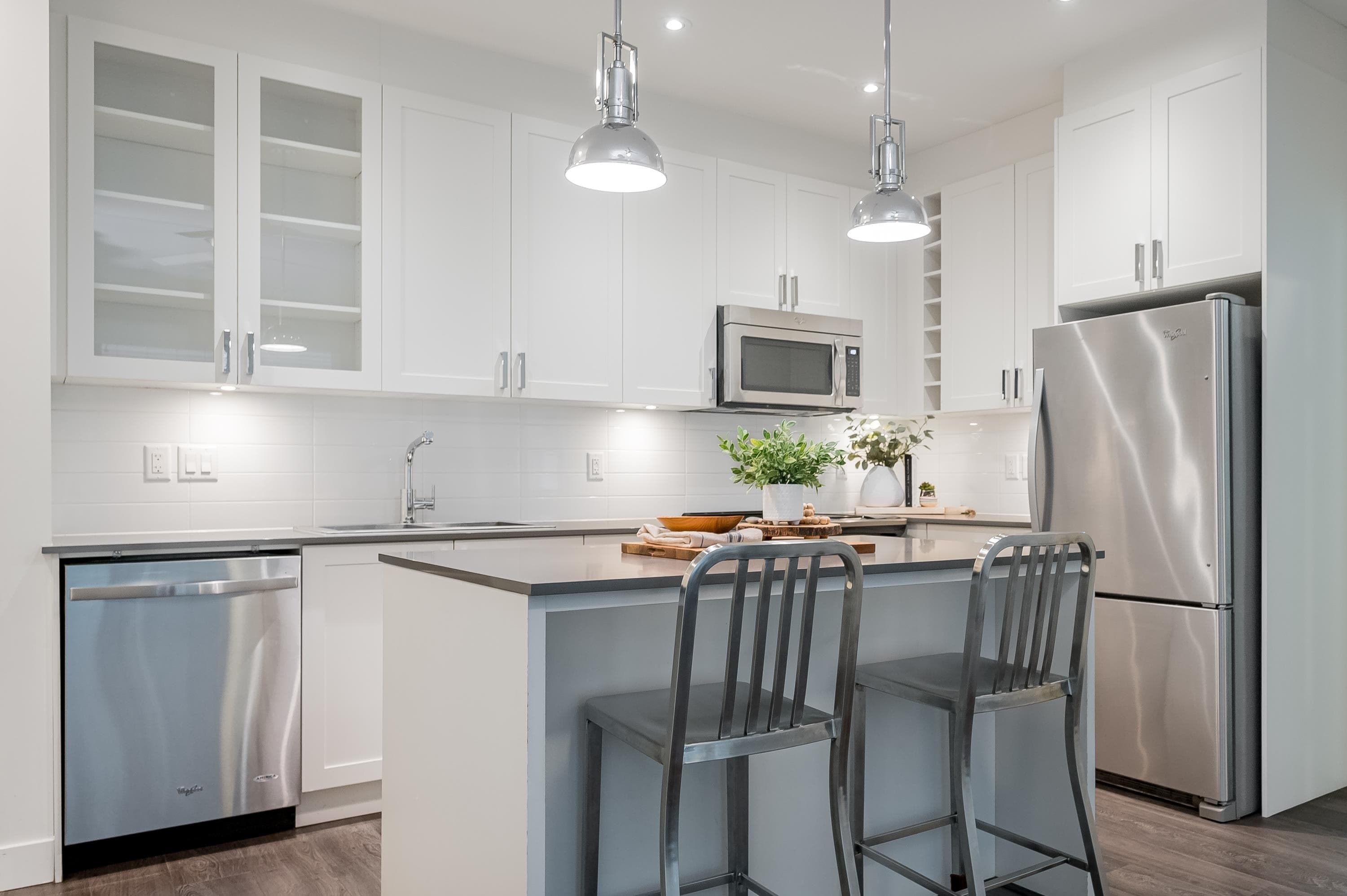 408 - 16388 64 Avenue, Surrey, V3S 6X6 — photo 1