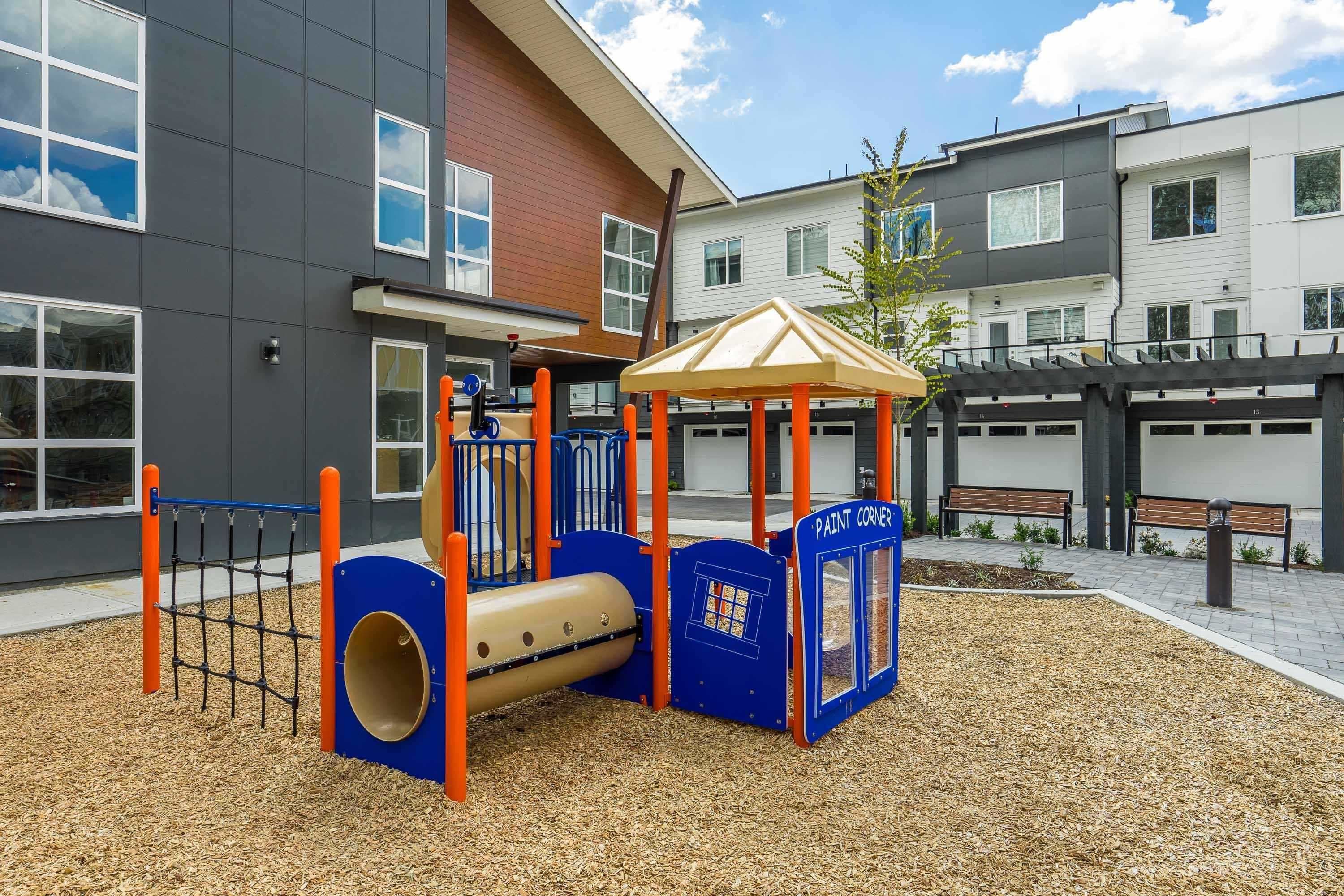 37 - 9652 162a Street, Surrey, V4N 2E4 — photo 4
