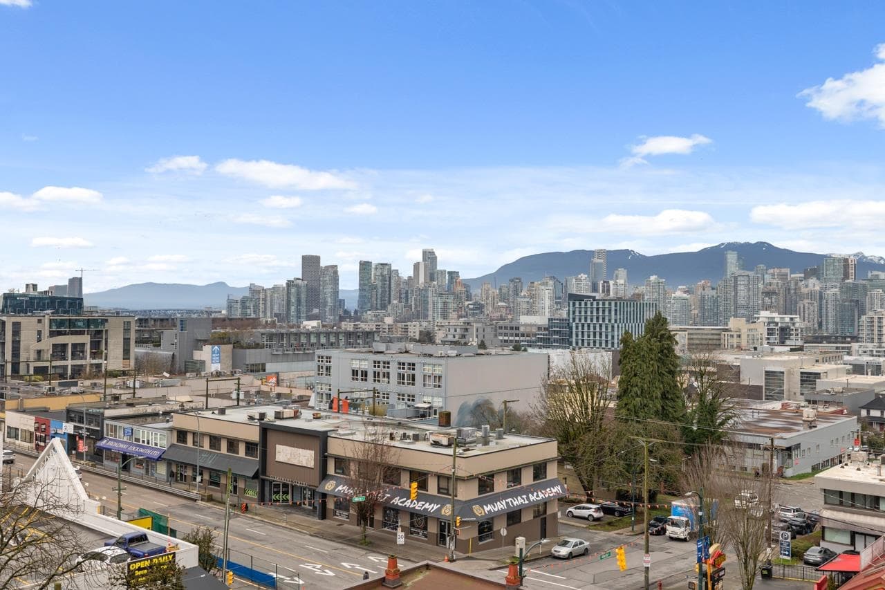 803 - 238 W Broadway, Vancouver, V5Y 0L2 — photo 1