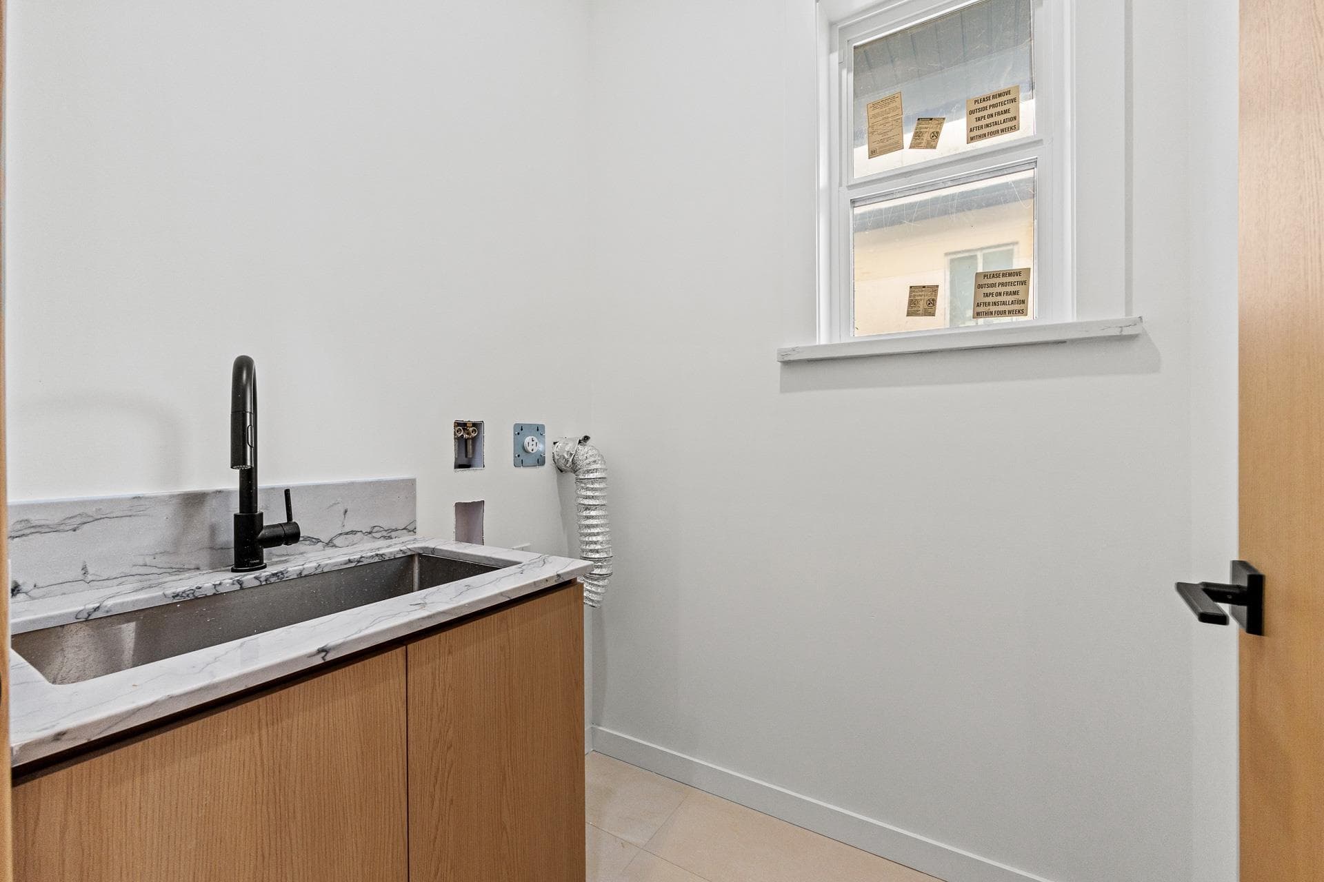 3 - 5091 Buxton Street, Burnaby, V5H 1J7 — photo 5