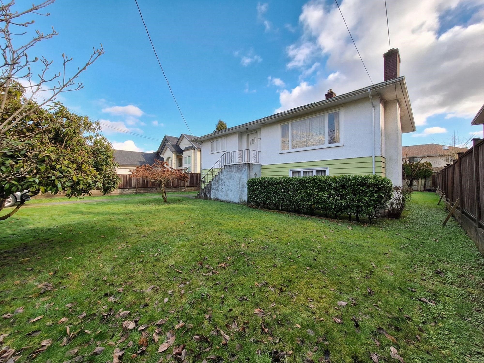 6240 Granville Avenue, Richmond, V7C 1G1 — photo 1