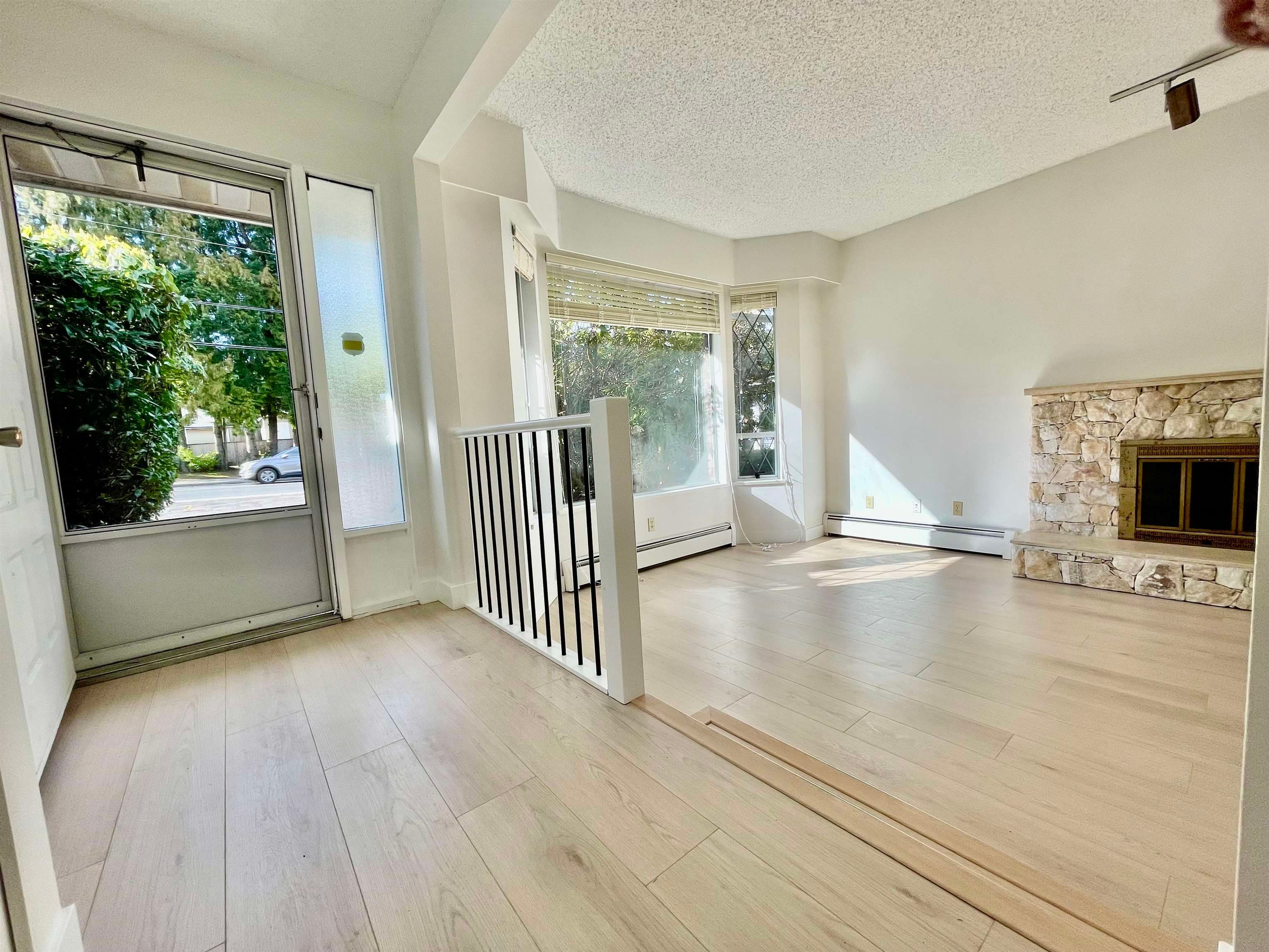 657 Poirier Street, Coquitlam, V3J 7M5 — photo 3