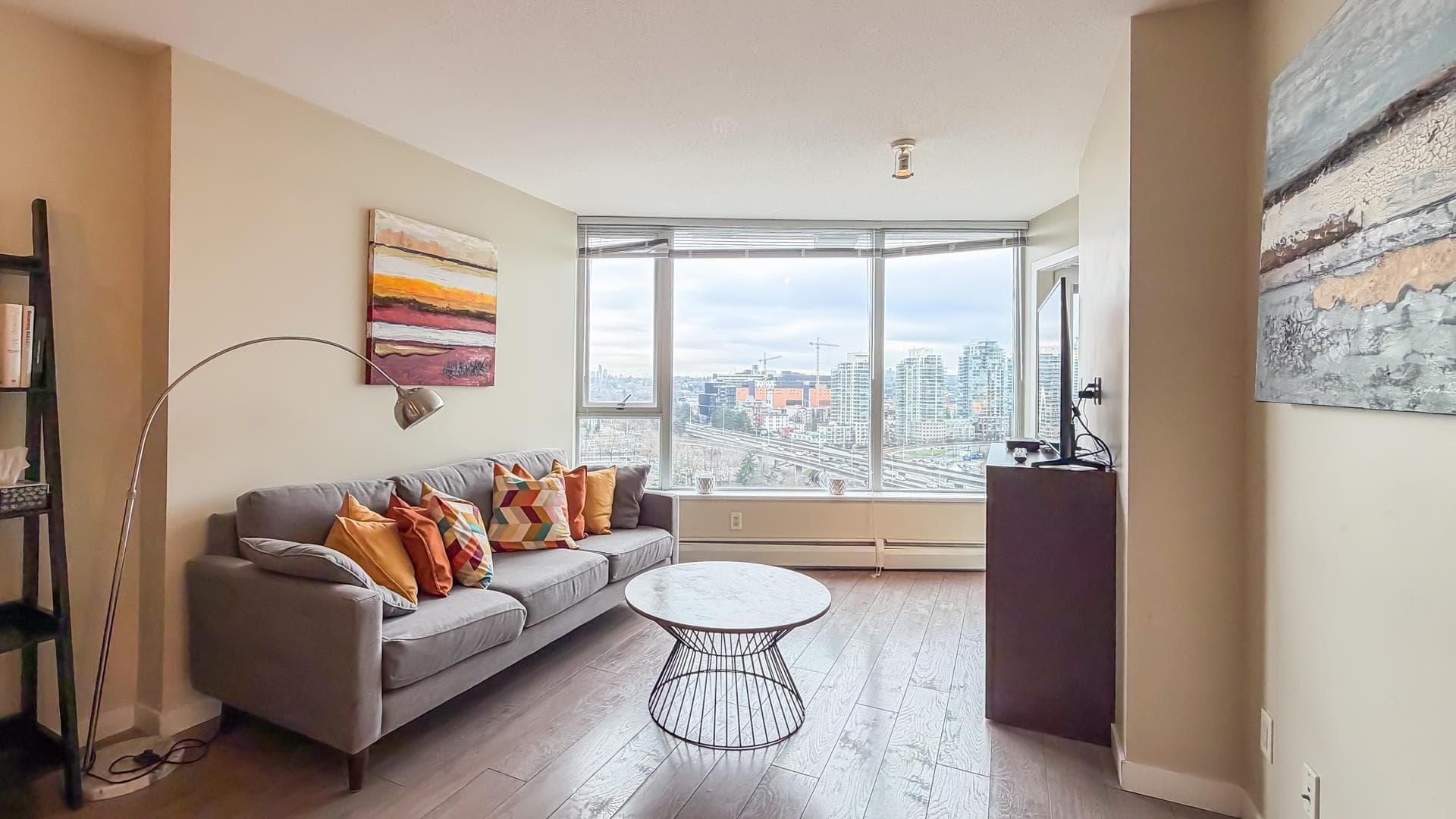 1909 - 688 Abbott Street, Vancouver, V6B 0B9 — photo 3