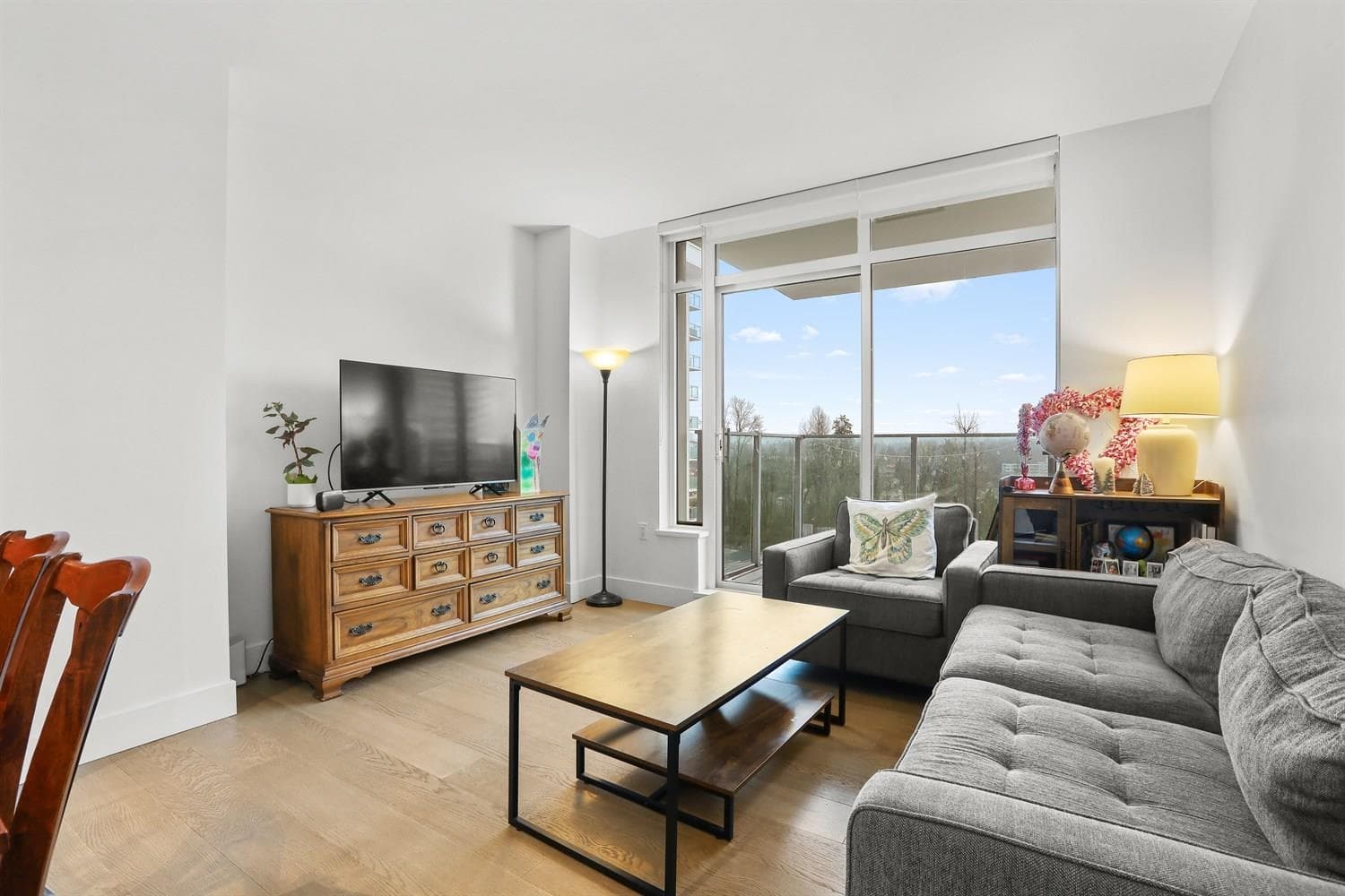 704 - 1675 Lions Gate Lane, North Vancouver, V7P 3B4 — photo 2