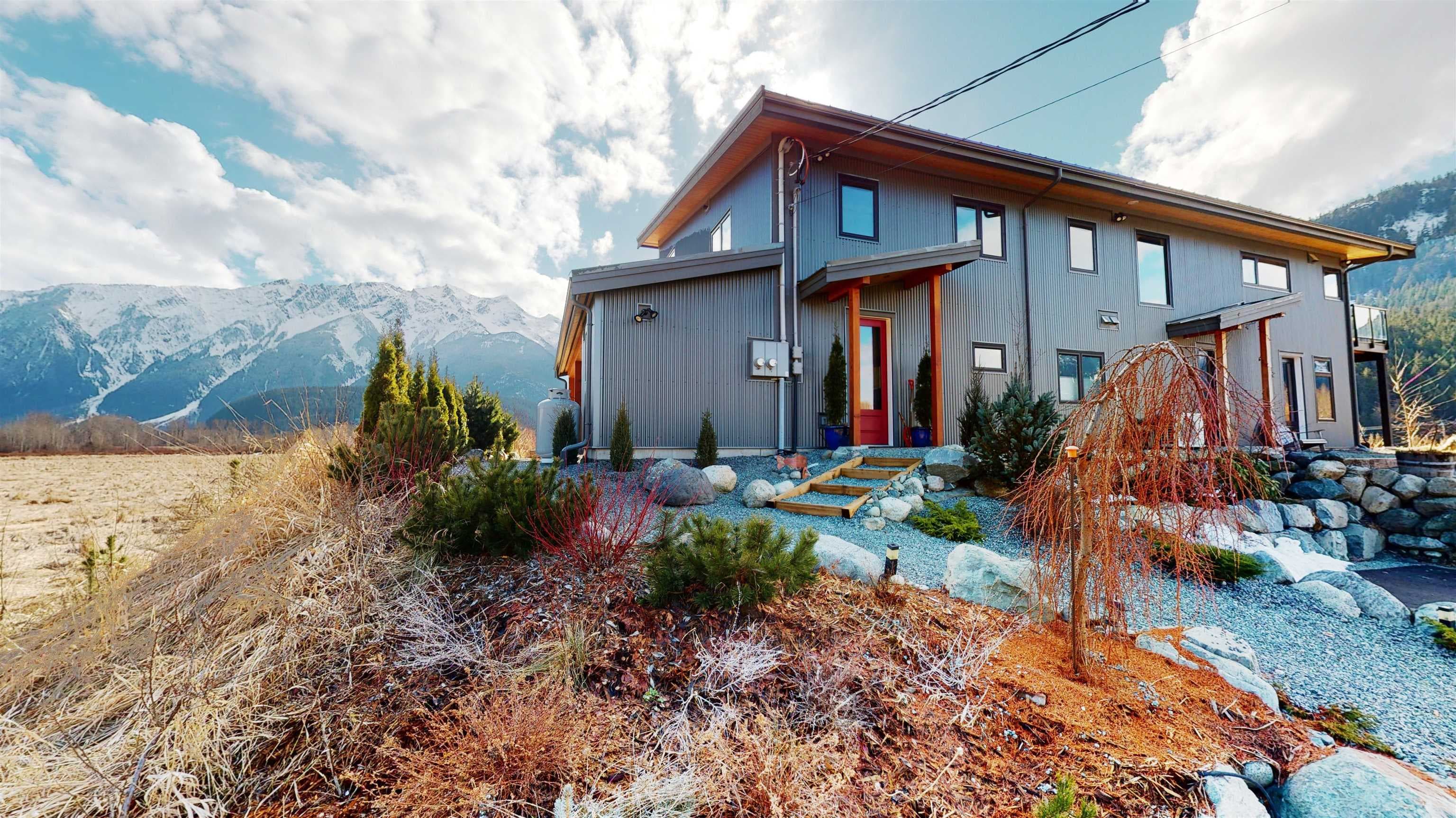 1380 Collins Road, Pemberton, V0N 2L1 — photo 3