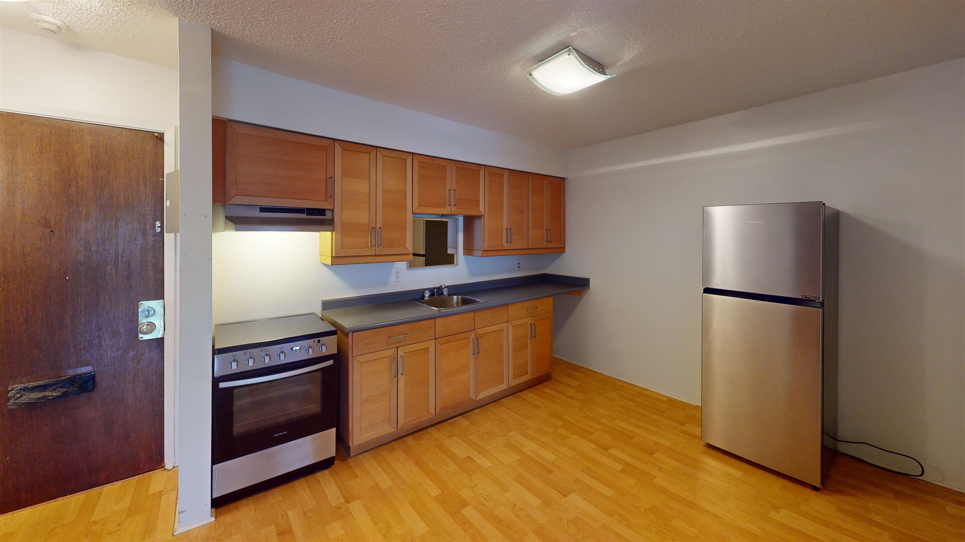 206 - 910 Fifth Avenue, New Westminster, V3M 1Y2 — photo 2
