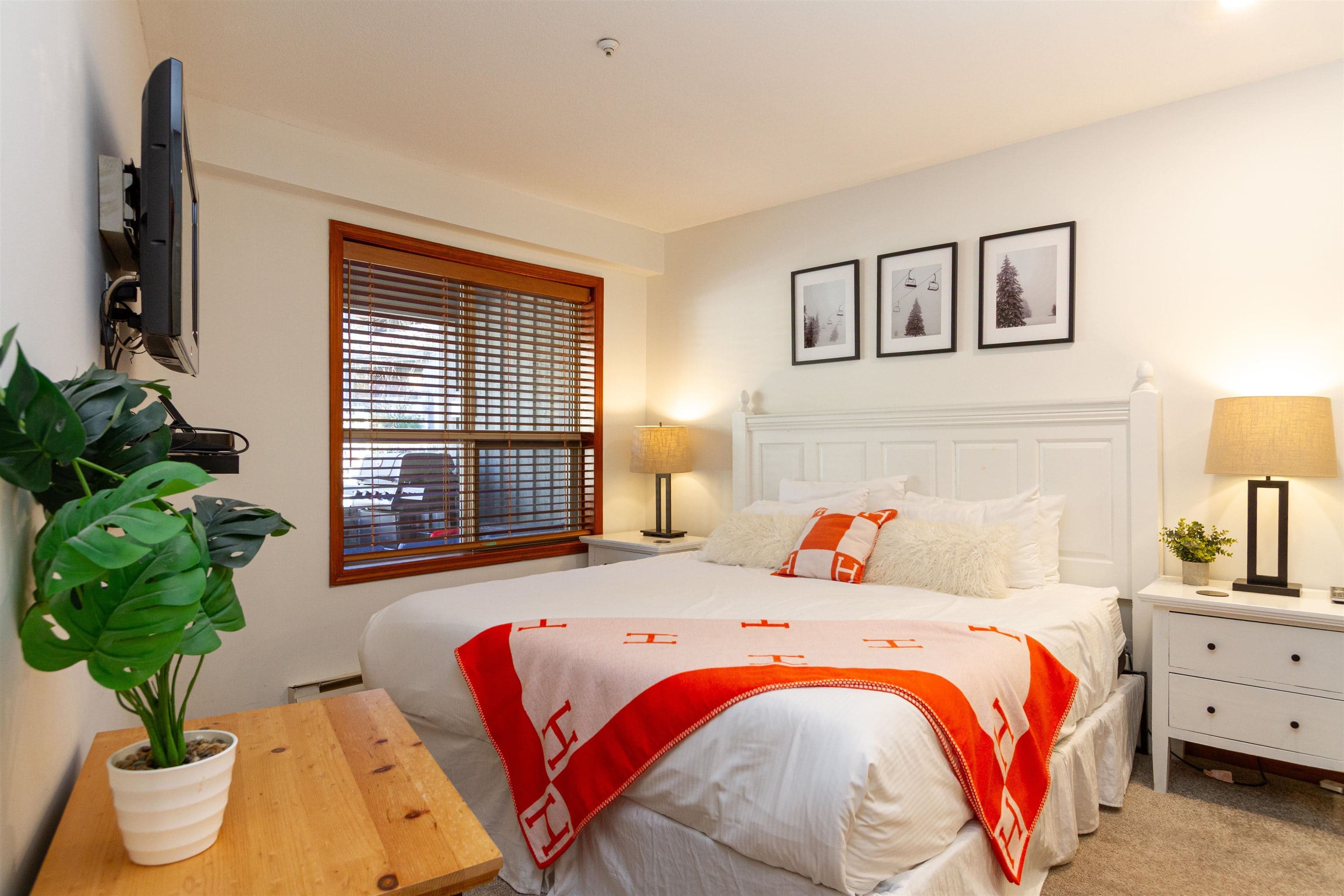 107 - 4800 Spearhead Drive, Whistler, V8E 1G1 — photo 4