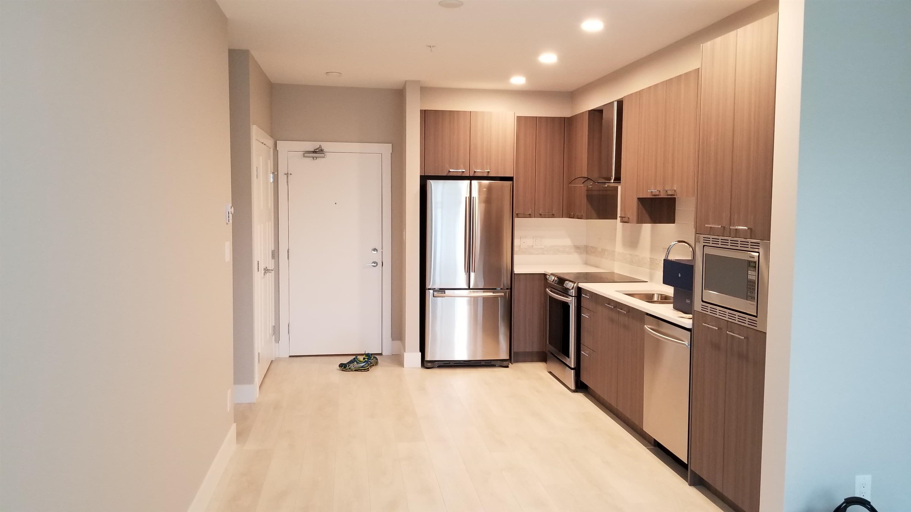 212 - 4690 Hawk Lane, Tsawwassen, V4M 0C4 — photo 1