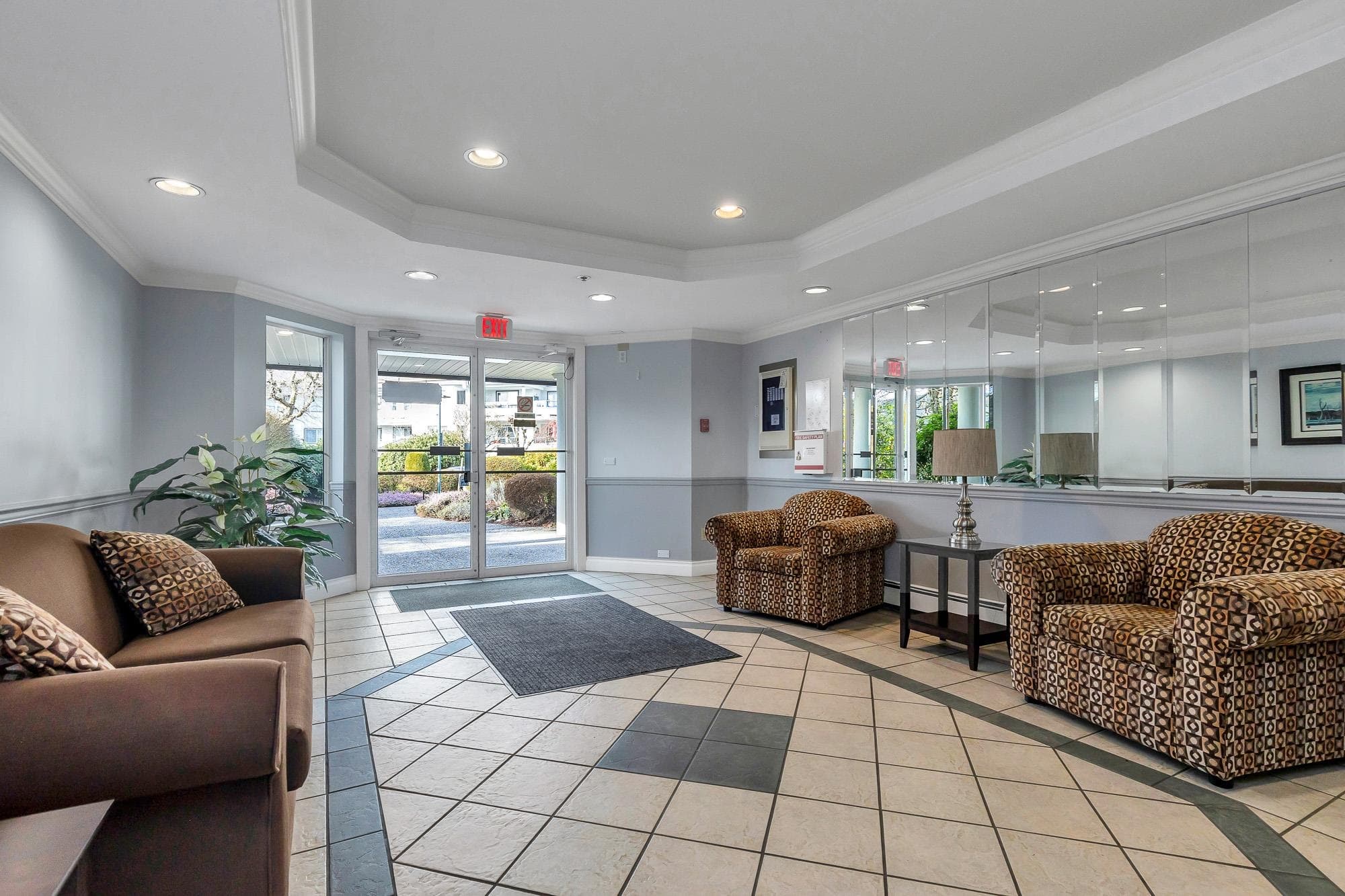 214 - 2451 Gladwin Road, Abbotsford, V2T 3N8 — photo 4