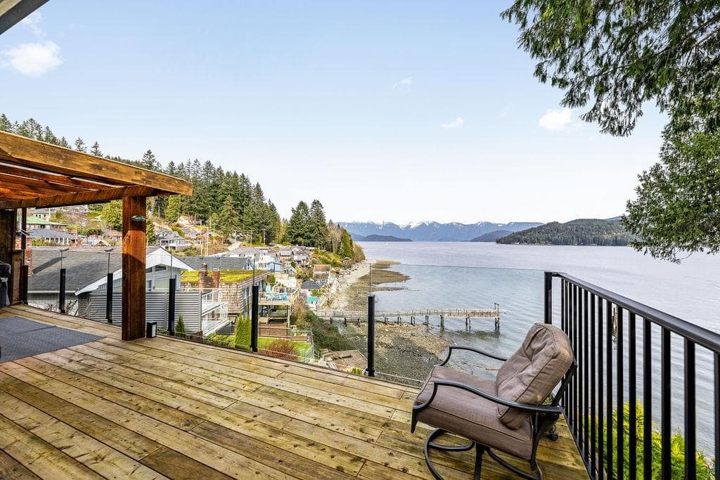 790 Marine Drive, Gibsons, V0N 1V1 — photo 2