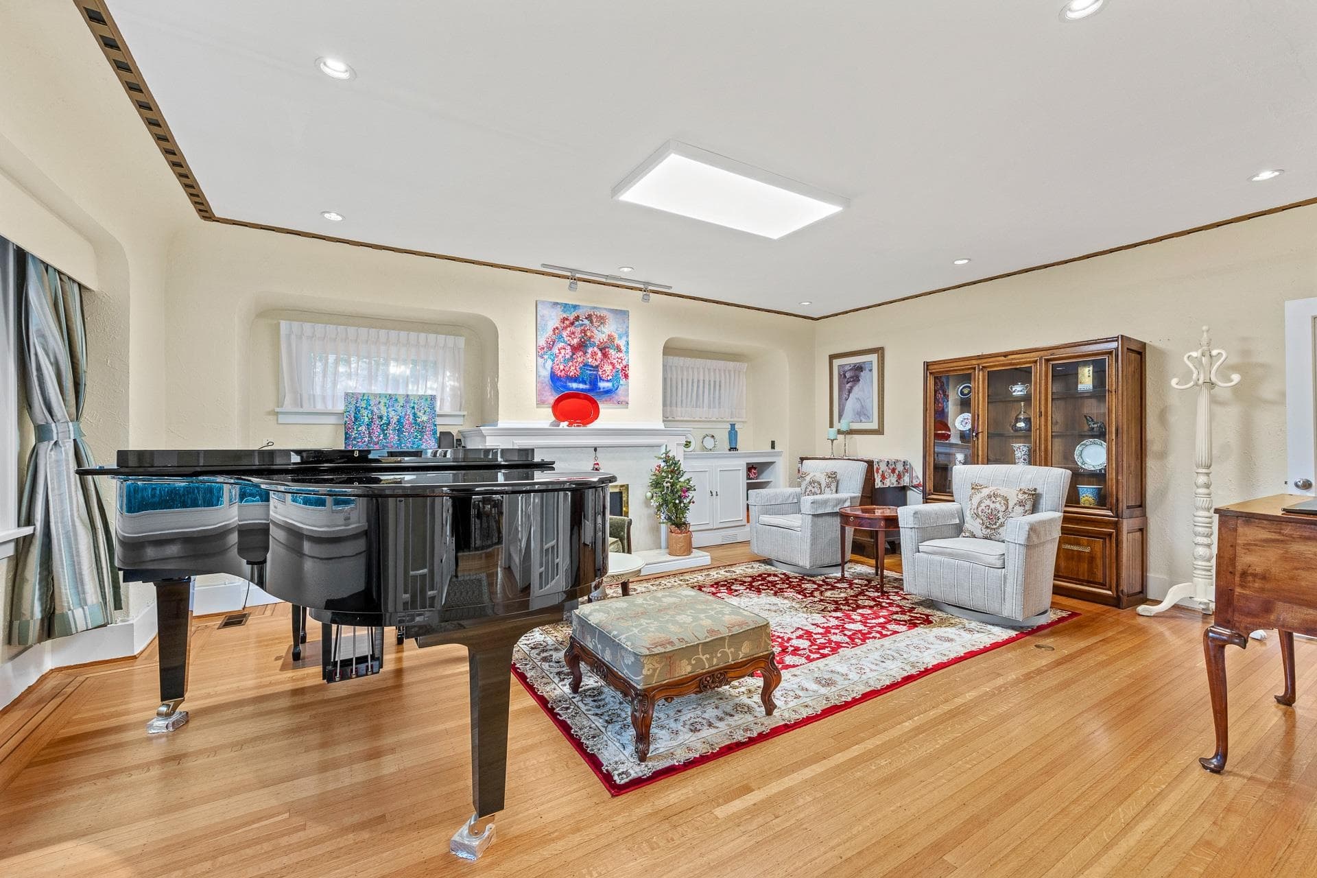 4069 W 14th Avenue, Vancouver, V6R 2X3 — photo 2