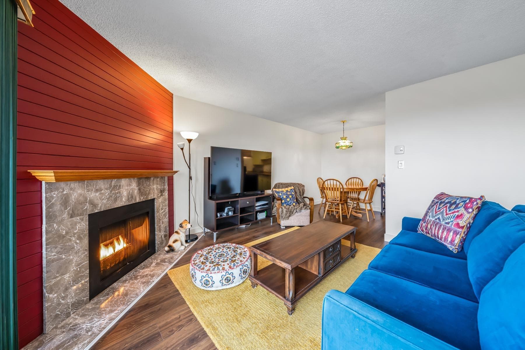 307 - 315 Tenth Street, New Westminster, V3M 3Y2 — photo 3