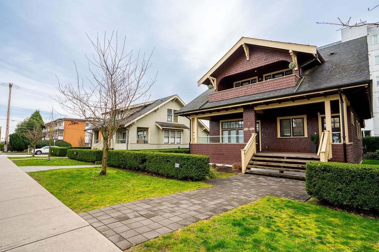 406 Eighth Street, New Westminster, V3M 0K1 — photo 2