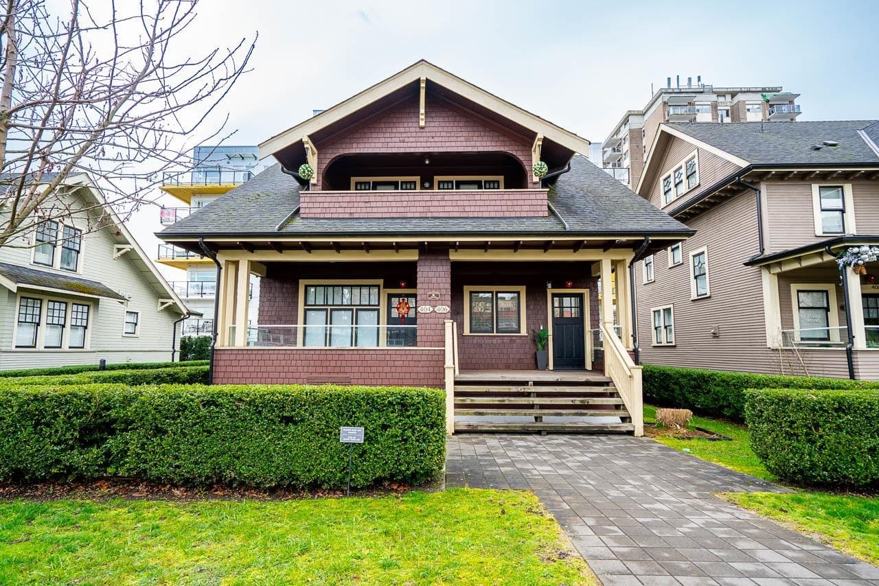 406 Eighth Street, New Westminster, V3M 0K1 — photo 1