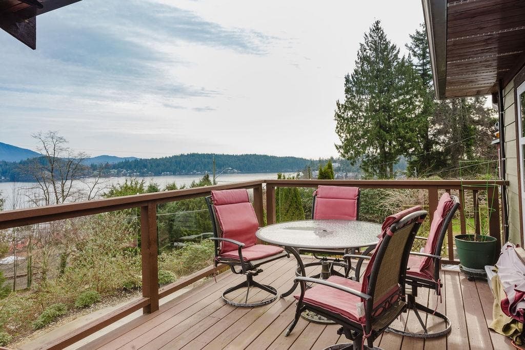 591 Gibsons Way, Gibsons, V0N 1V9 — photo 3