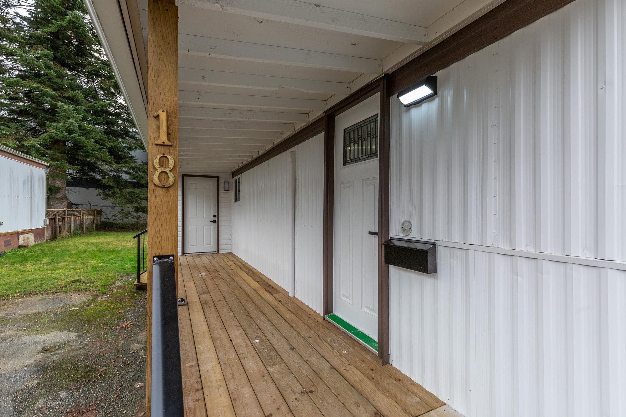 18 - 21163 Lougheed Highway, Maple Ridge, V2X 2R4 — photo 5