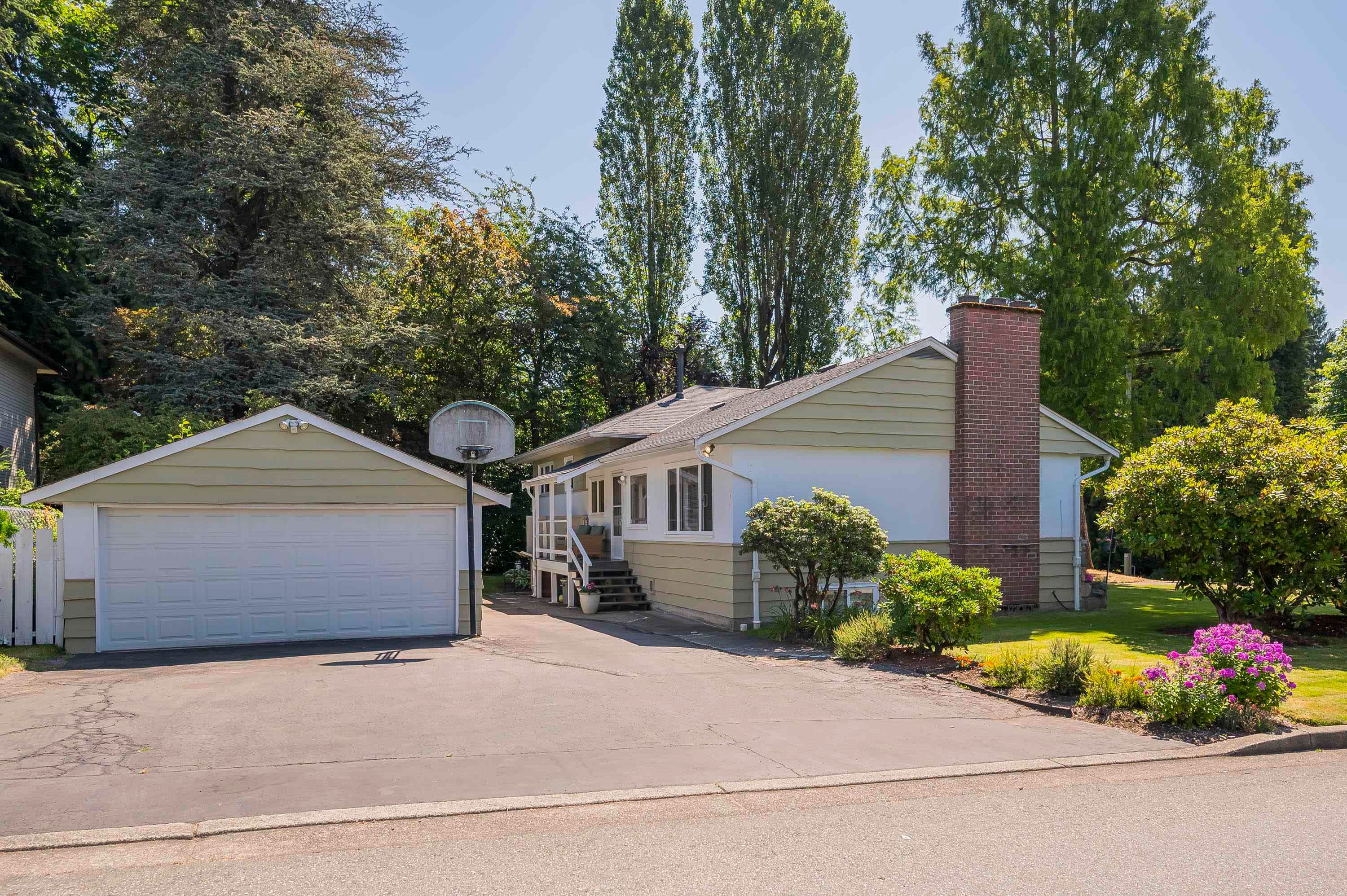 541 Cochrane Avenue, Coquitlam, V3J 2A3 — photo 3