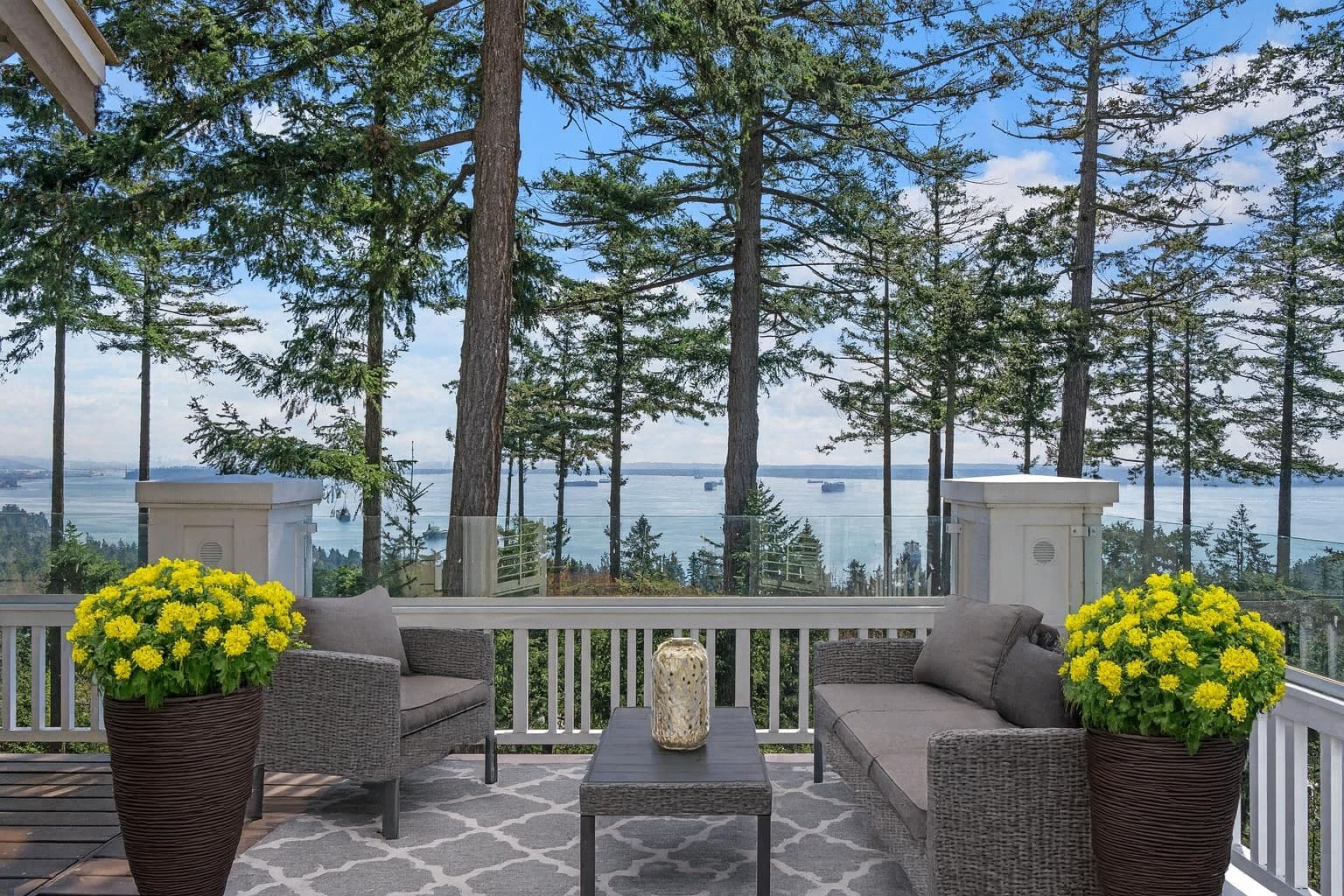 4 - 5110 Alderfeild Place, West Vancouver, V7W 2W7 — photo 2