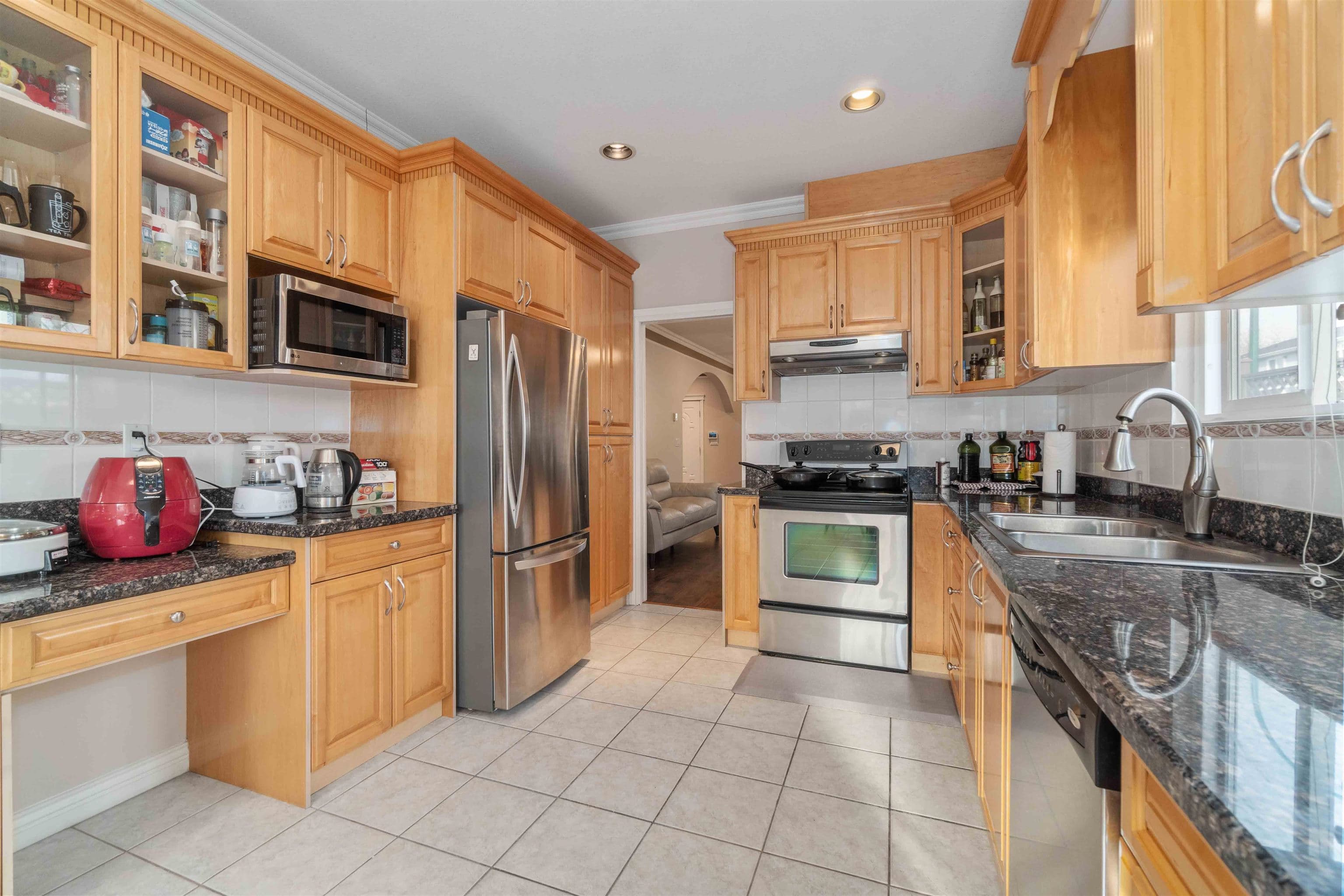 4292 Parker Street, Burnaby, V5C 3C3 — photo 5