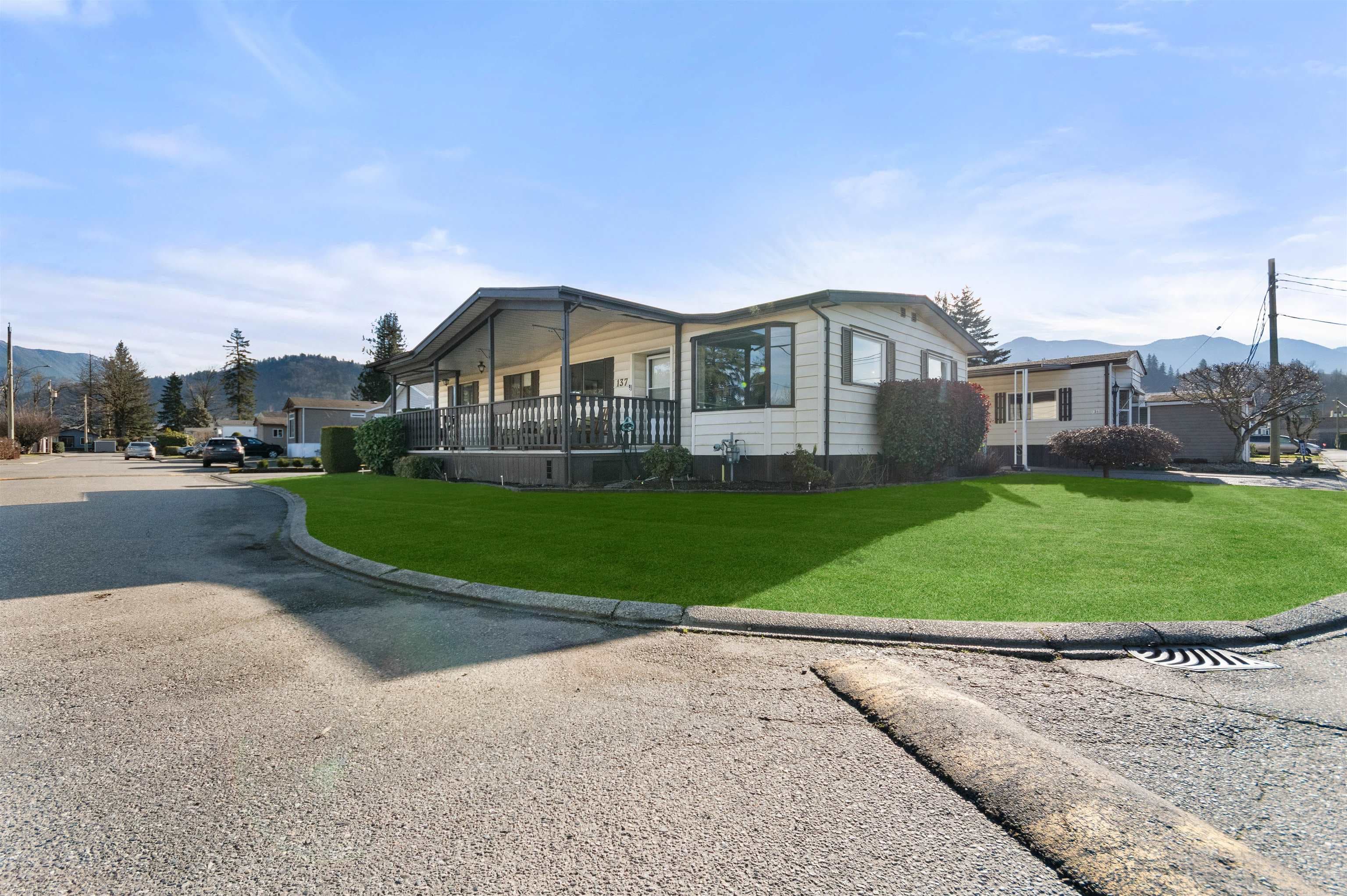 137 - 6338 Vedder Road, Chilliwack, V2R 3R4 — photo 1