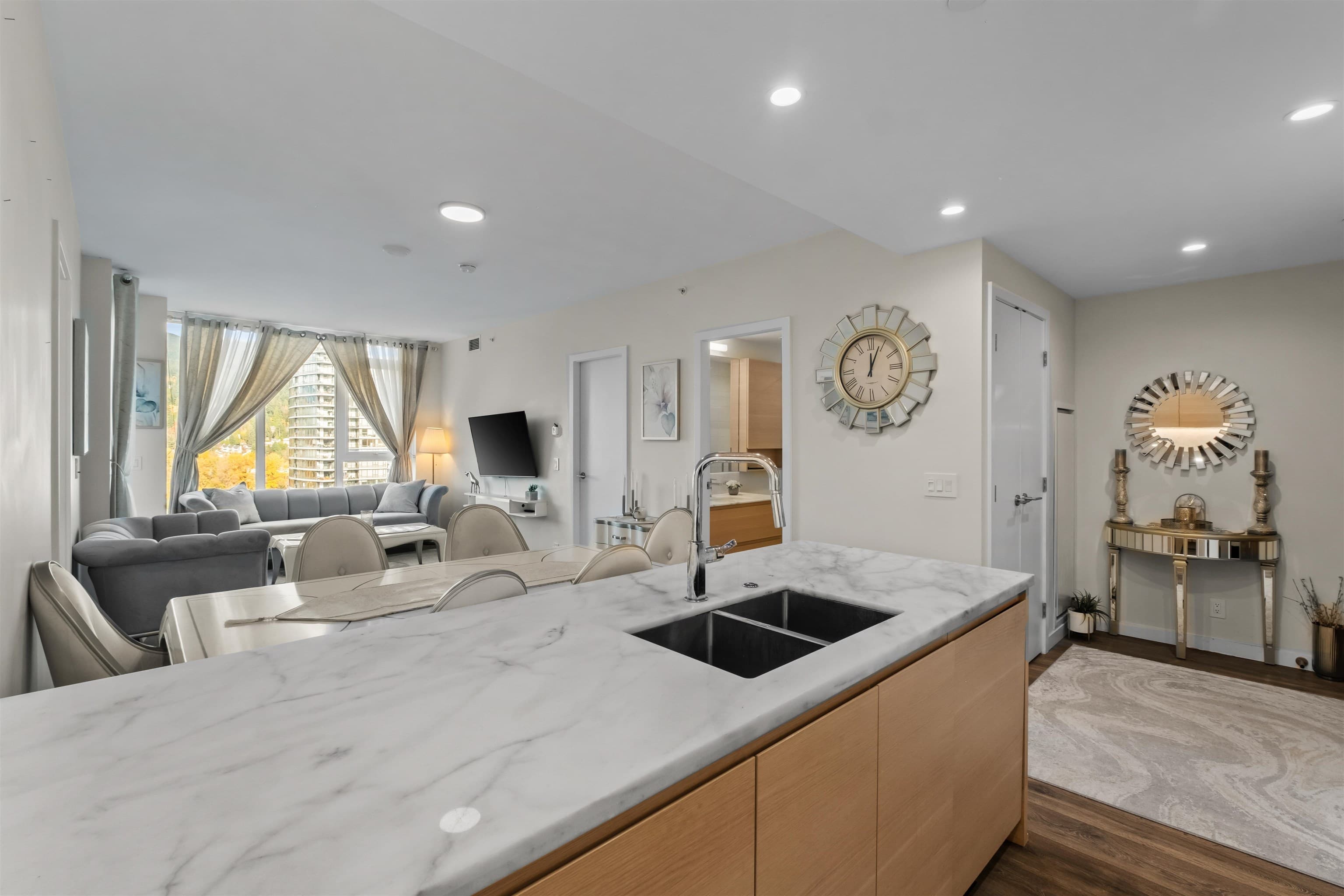 1601 - 305 Morrissey Road, Port Moody, V3H 0M3 — photo 3