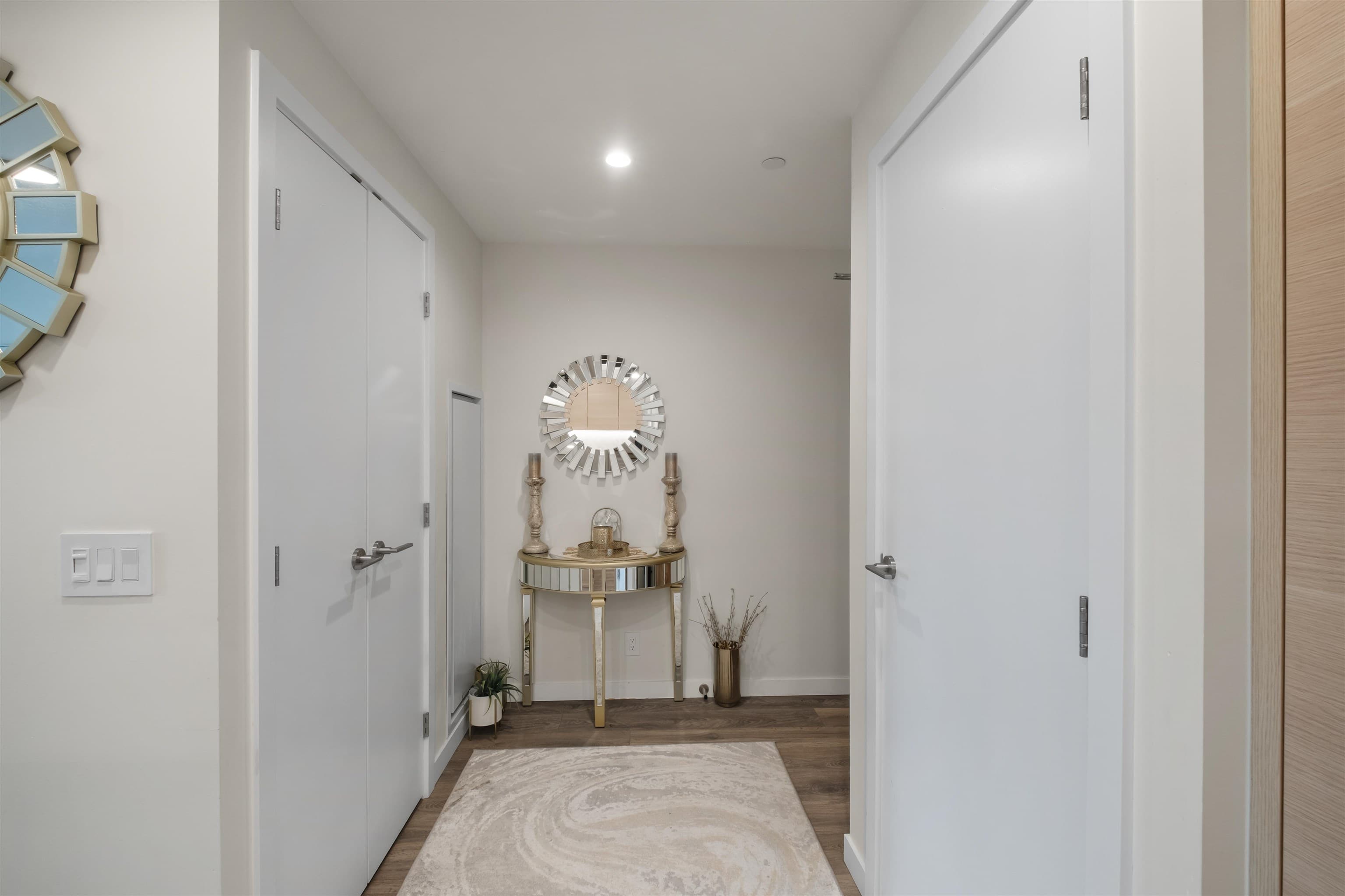1601 - 305 Morrissey Road, Port Moody, V3H 0M3 — photo 4