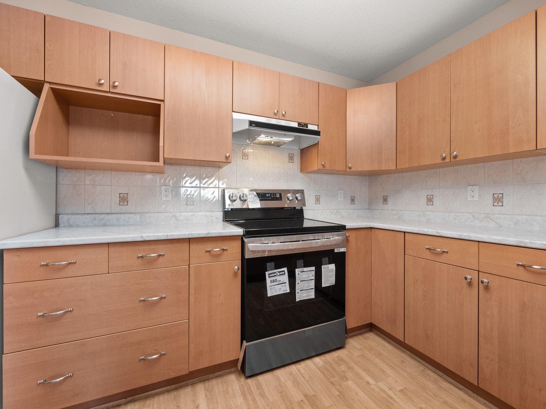 204 - 1140 55 Street, Delta, V4M 3J8 — photo 3