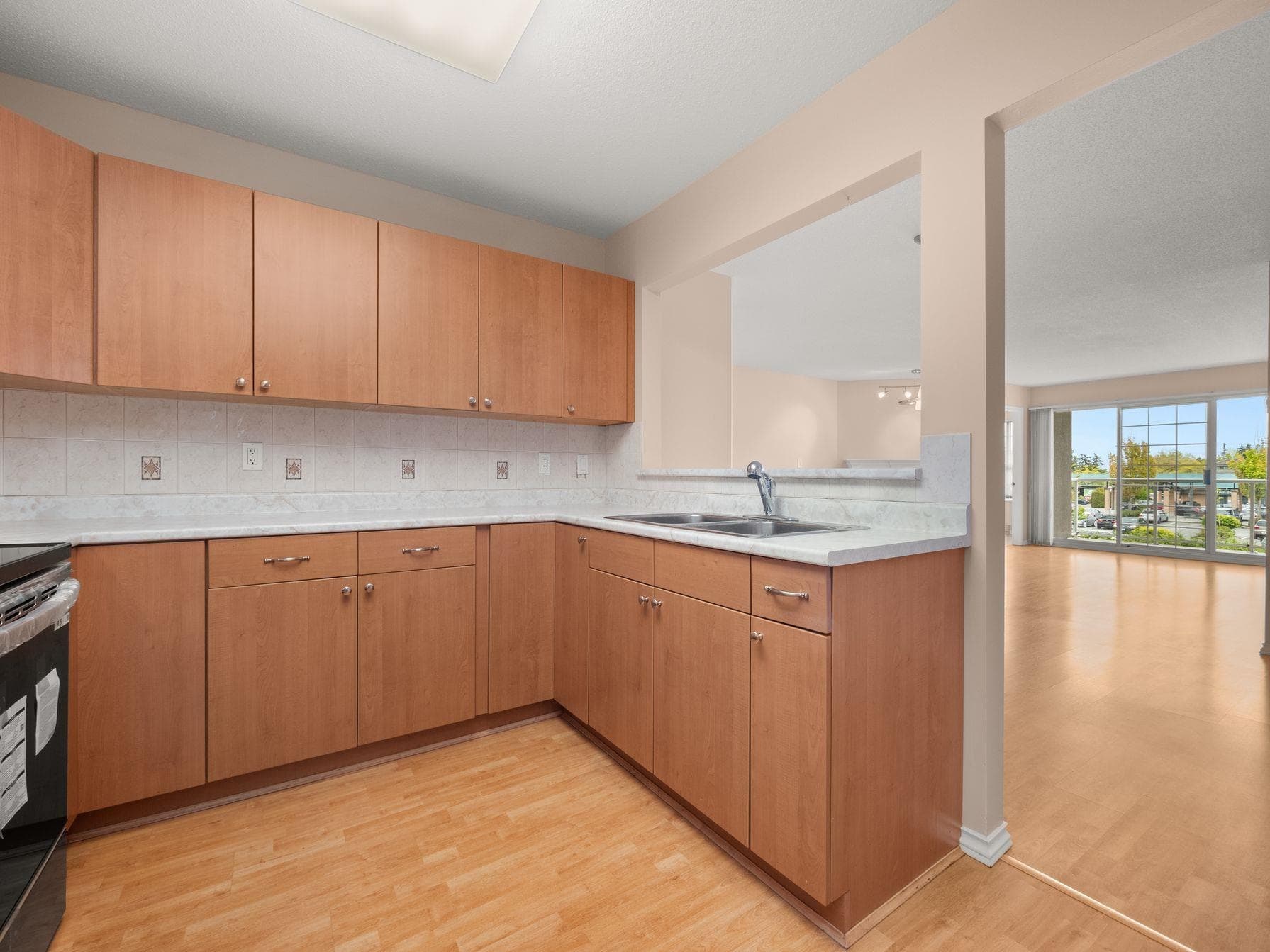 204 - 1140 55 Street, Delta, V4M 3J8 — photo 5