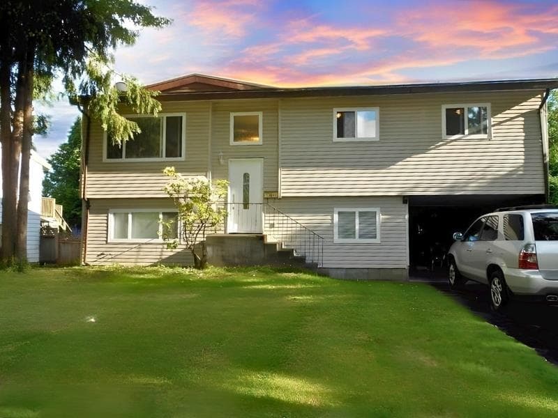 17348 62a Avenue, Surrey, V3S 5J1 — photo 2