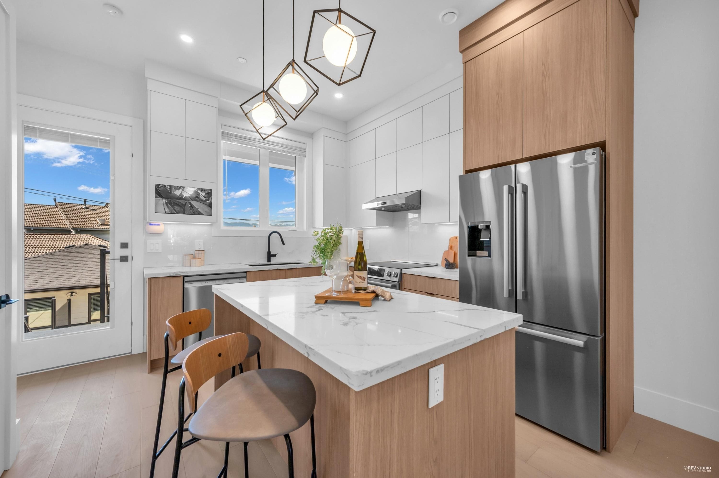 3417 Seaforth Drive, Vancouver, V5M 4C6 — photo 5
