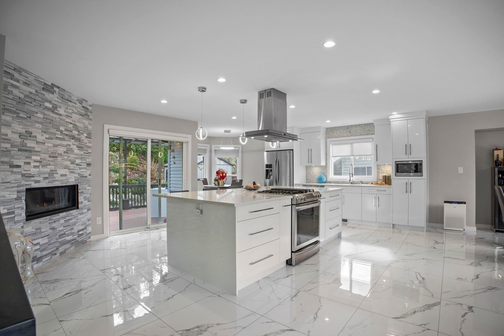 2268 Nacht Avenue, Port Coquitlam, V3C 6E2 — photo 4