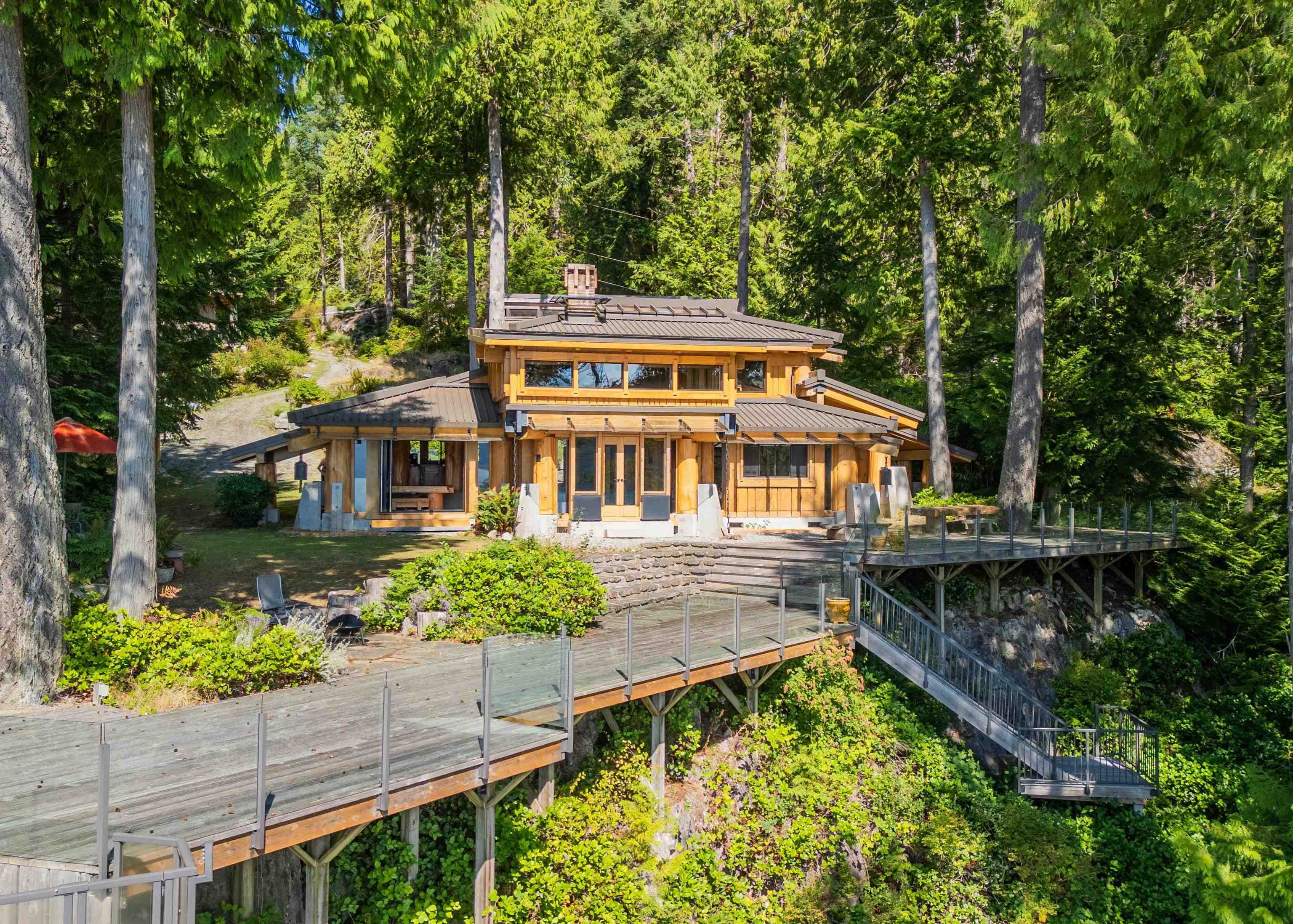 1010 Taki-Te-Si Road, Gambier Island, V0N 1V0 — photo 1