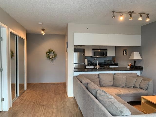 510 - 1060 Alberni Street, Vancouver, V6E 1A3 — photo 1