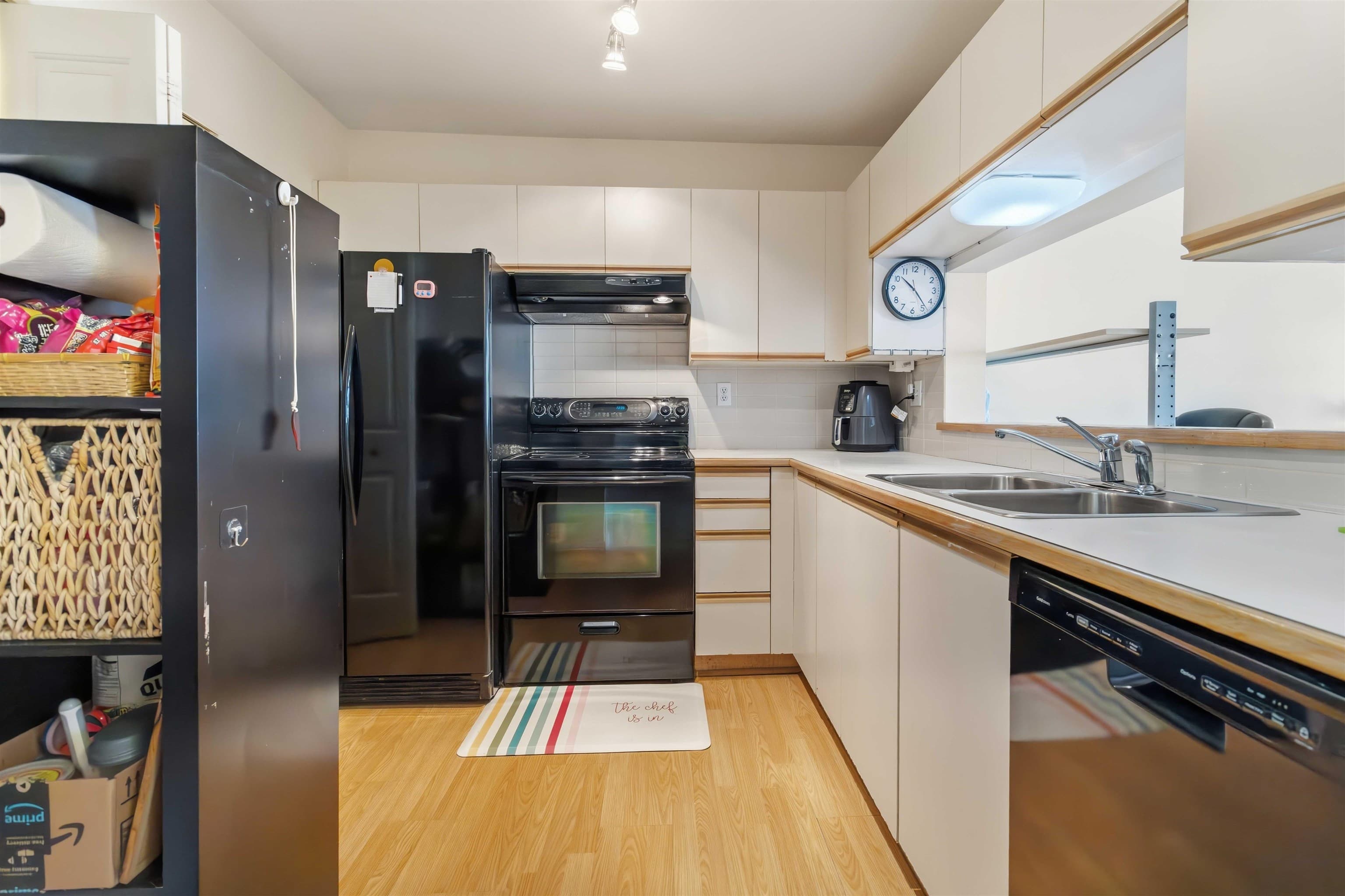 313 - 7435 Moffatt Road, Richmond, V6Y 1X9 — photo 5