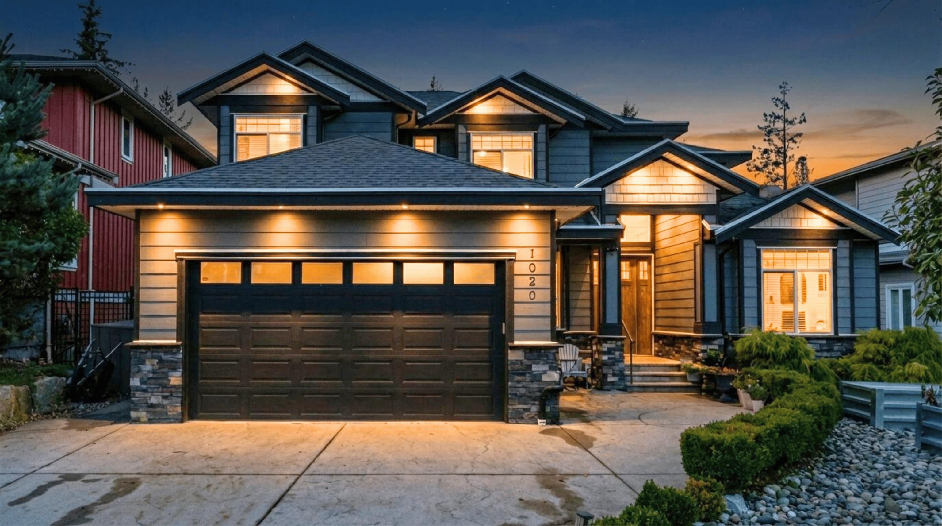 1020 Jay Crescent, Squamish, V8B 0P2 — photo 1