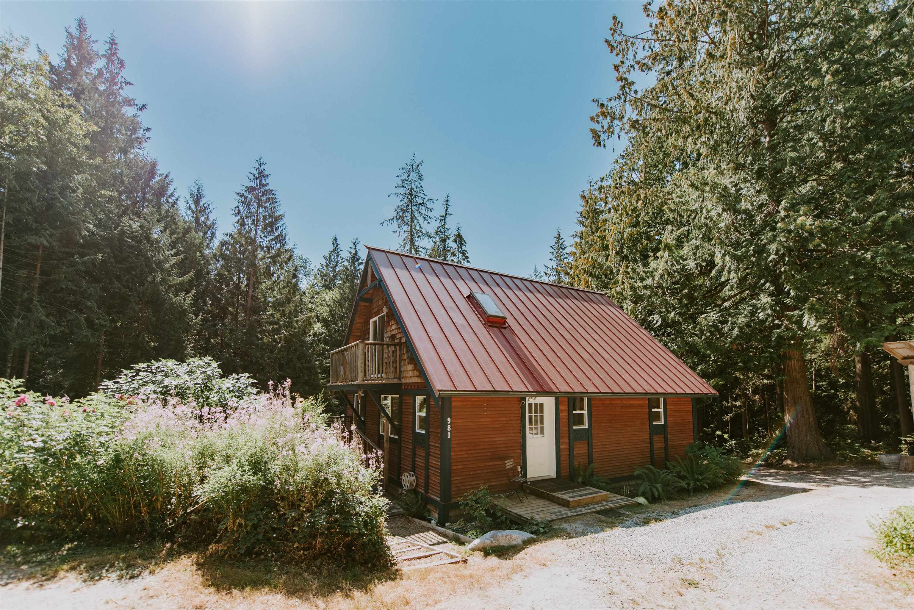 981 Conrad Road, Roberts Creek, V0N 2W5 — photo 1