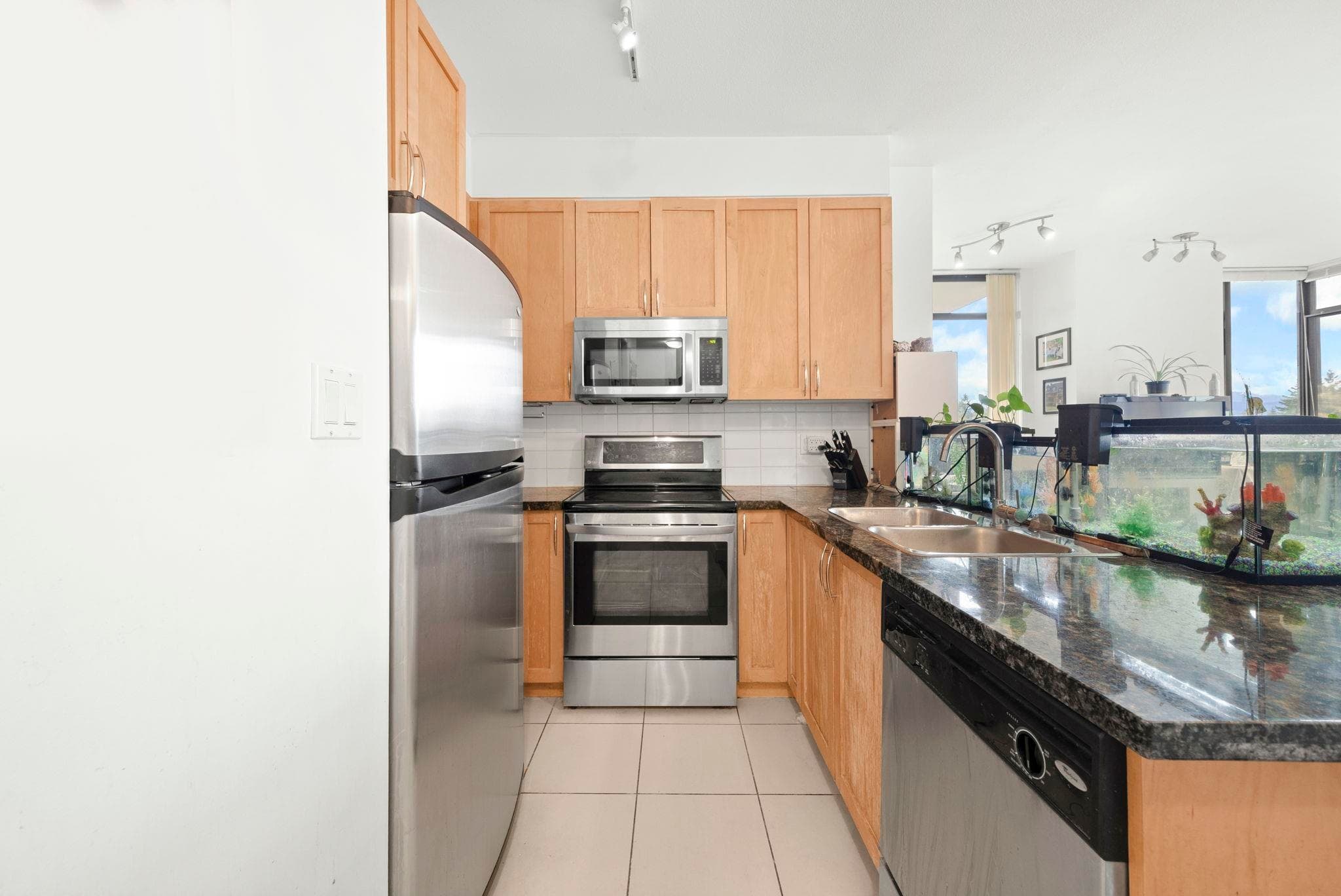 1205 - 6823 Station Hill Drive, Burnaby, V3N 0A9 — photo 5