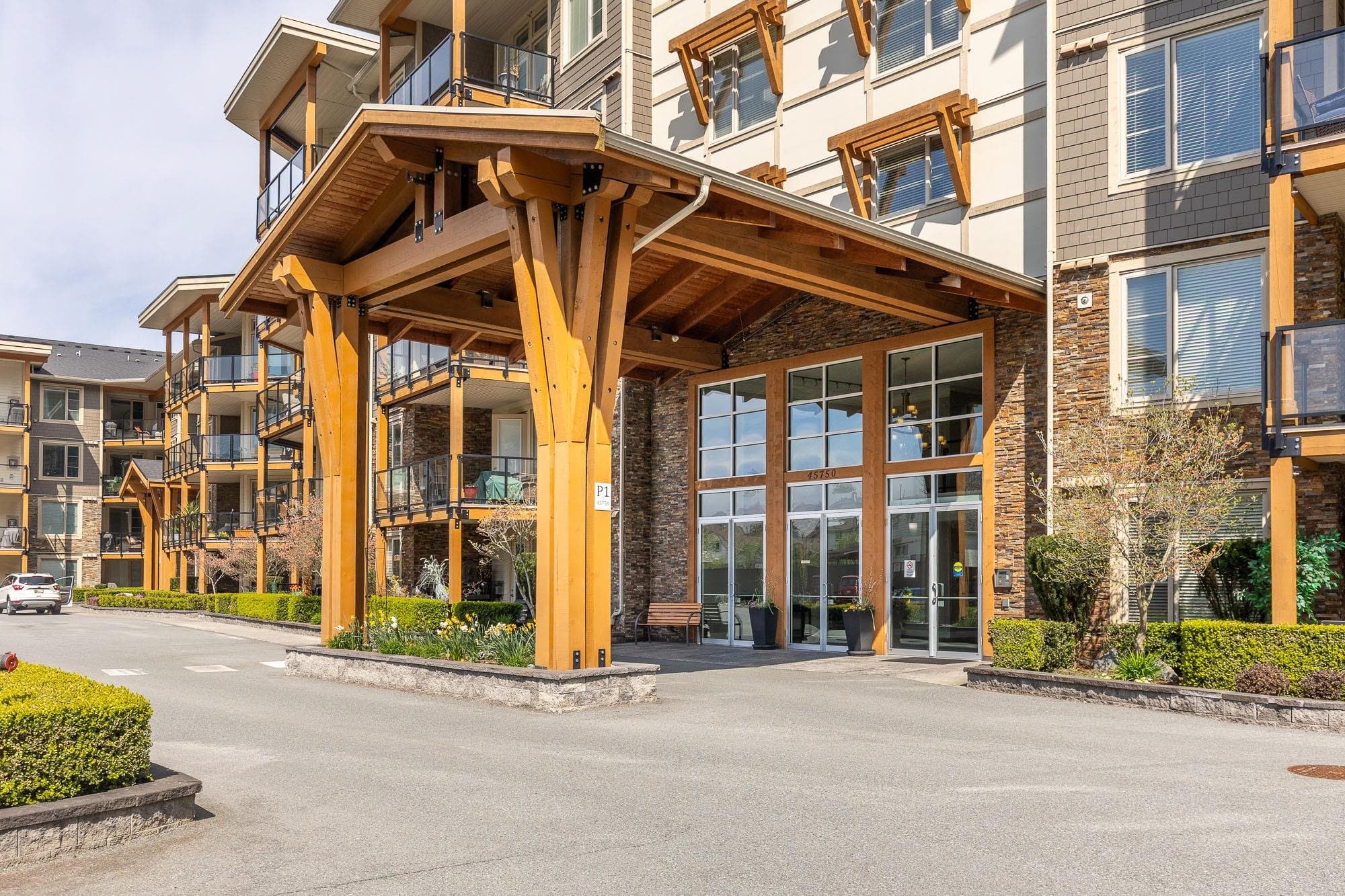 203 - 45750 Keith Wilson Road, Chilliwack, V2R 0X3 — photo 3