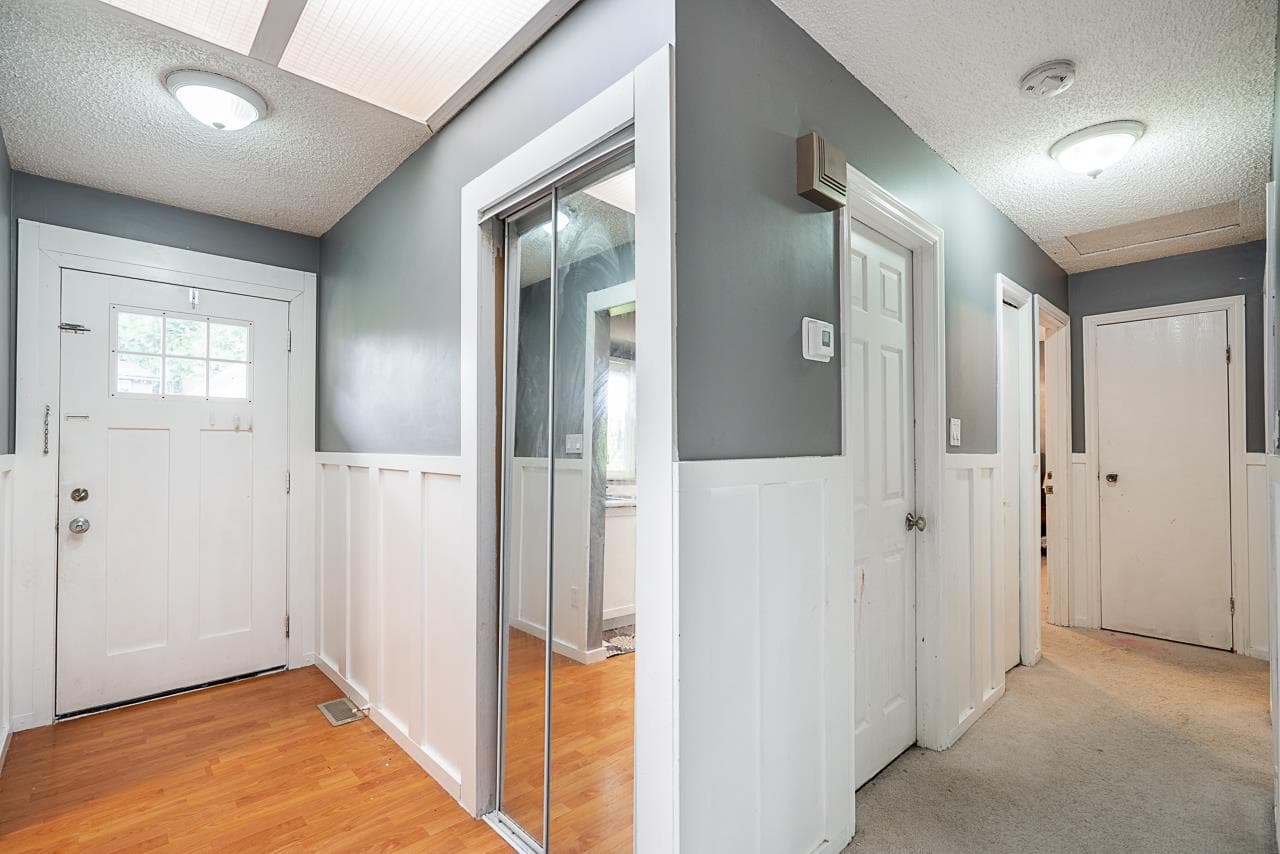 8403 Arbour Place, Surrey, V4C 7H4 — photo 5