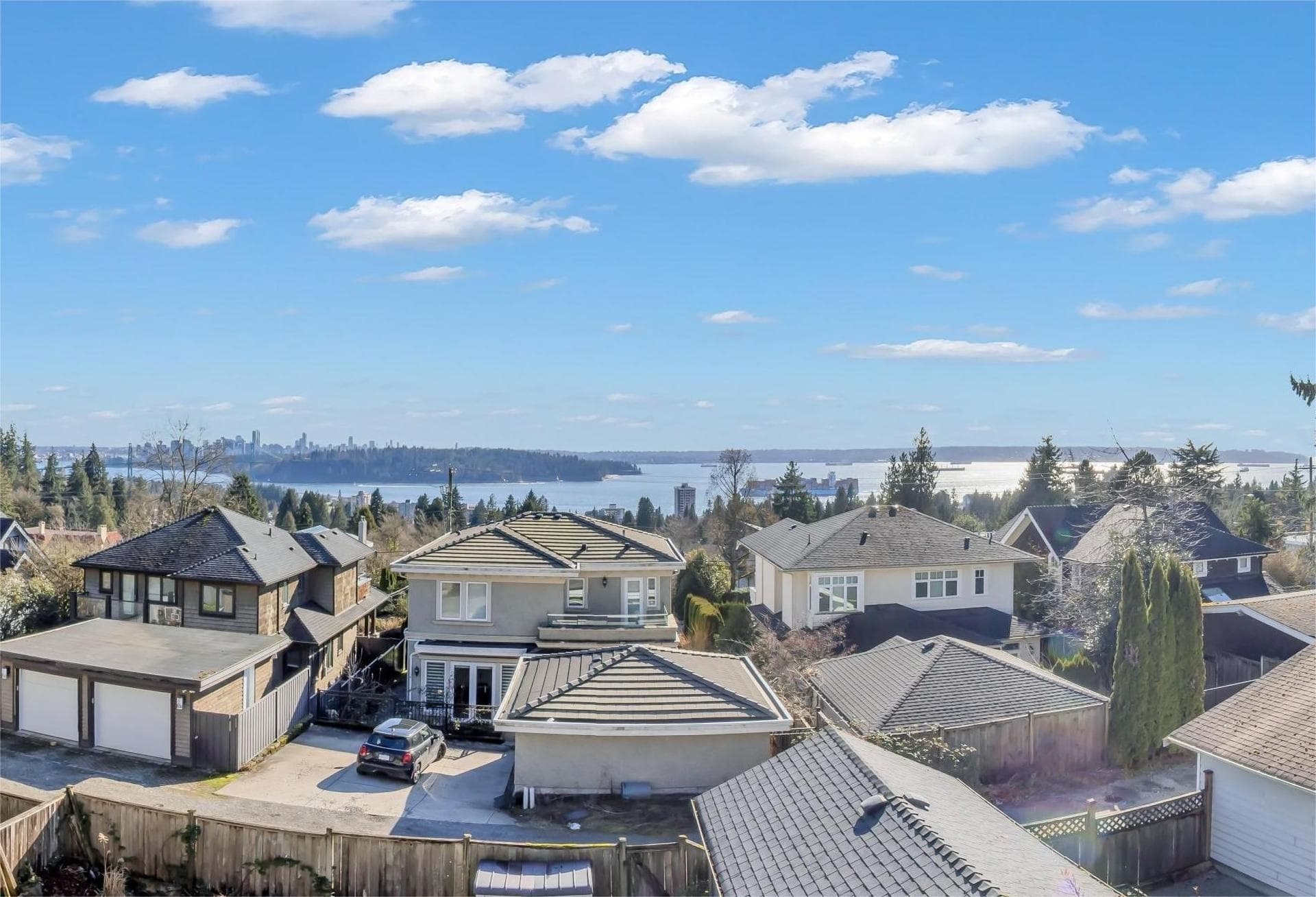 1460 Nelson Avenue, West Vancouver, V7T 2G8 — photo 2