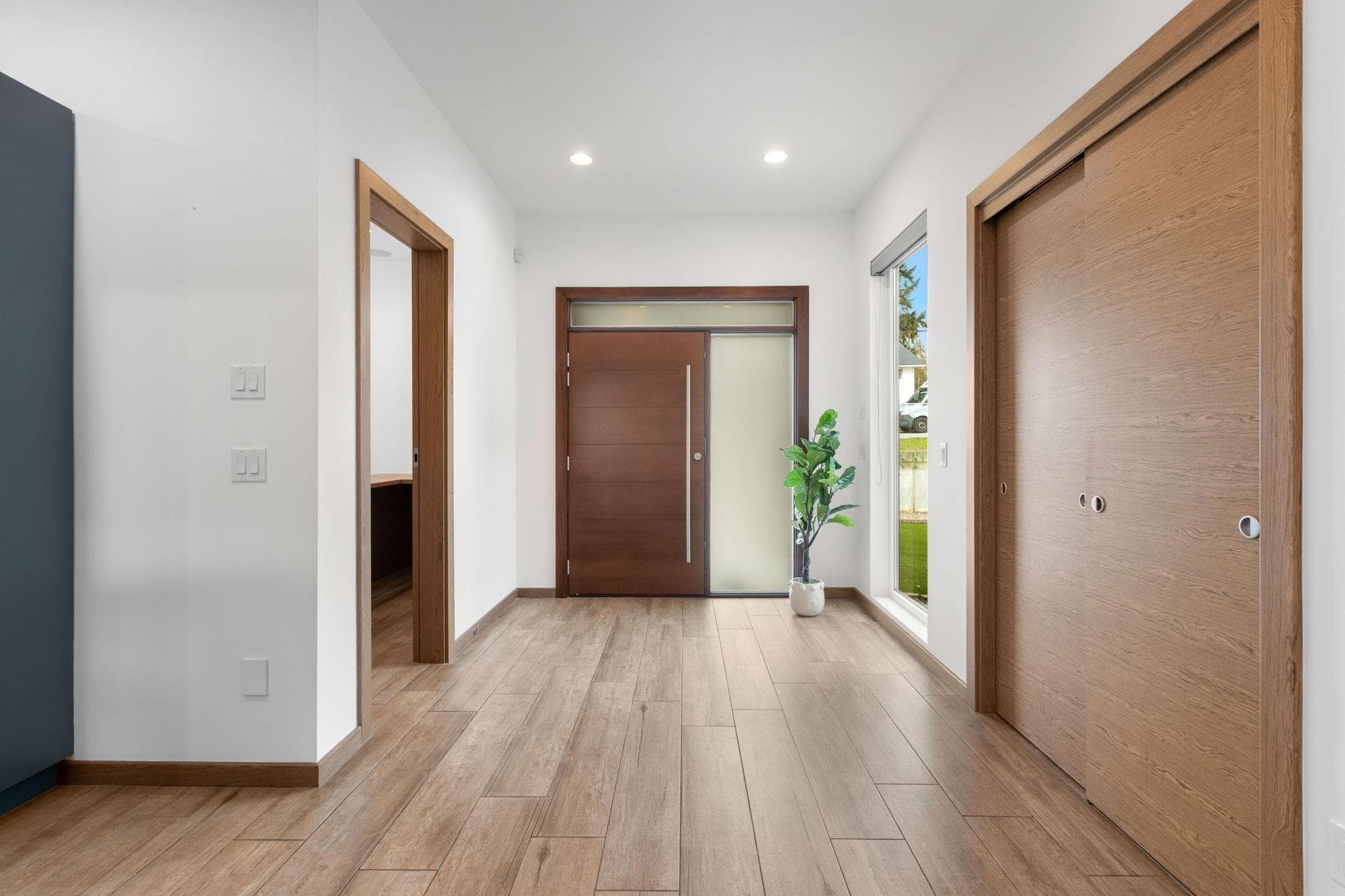 2150 Kugler Avenue, Coquitlam, V3K 2S6 — photo 4