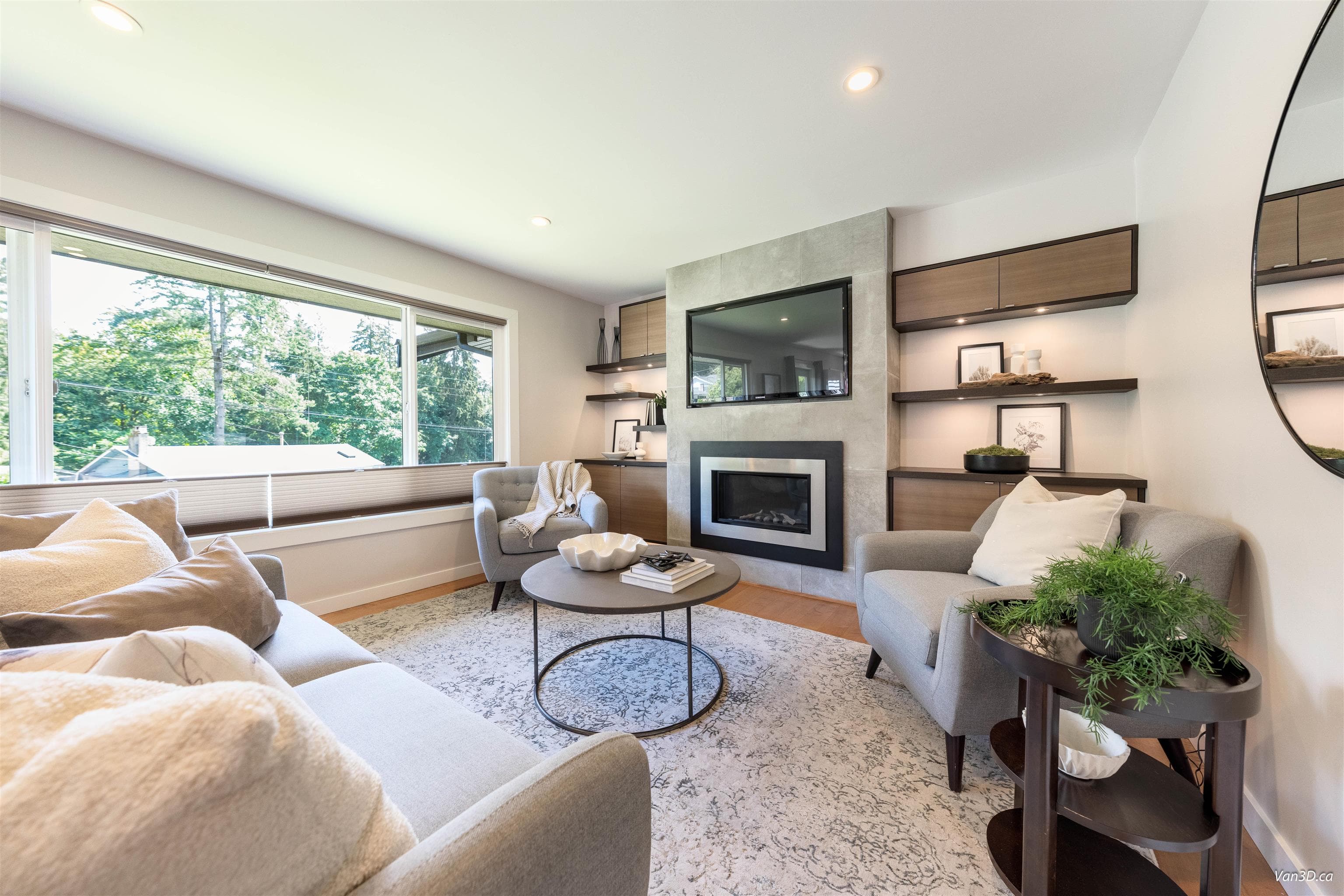 949 Hartford Place, North Vancouver, V7H 2J8 — photo 3