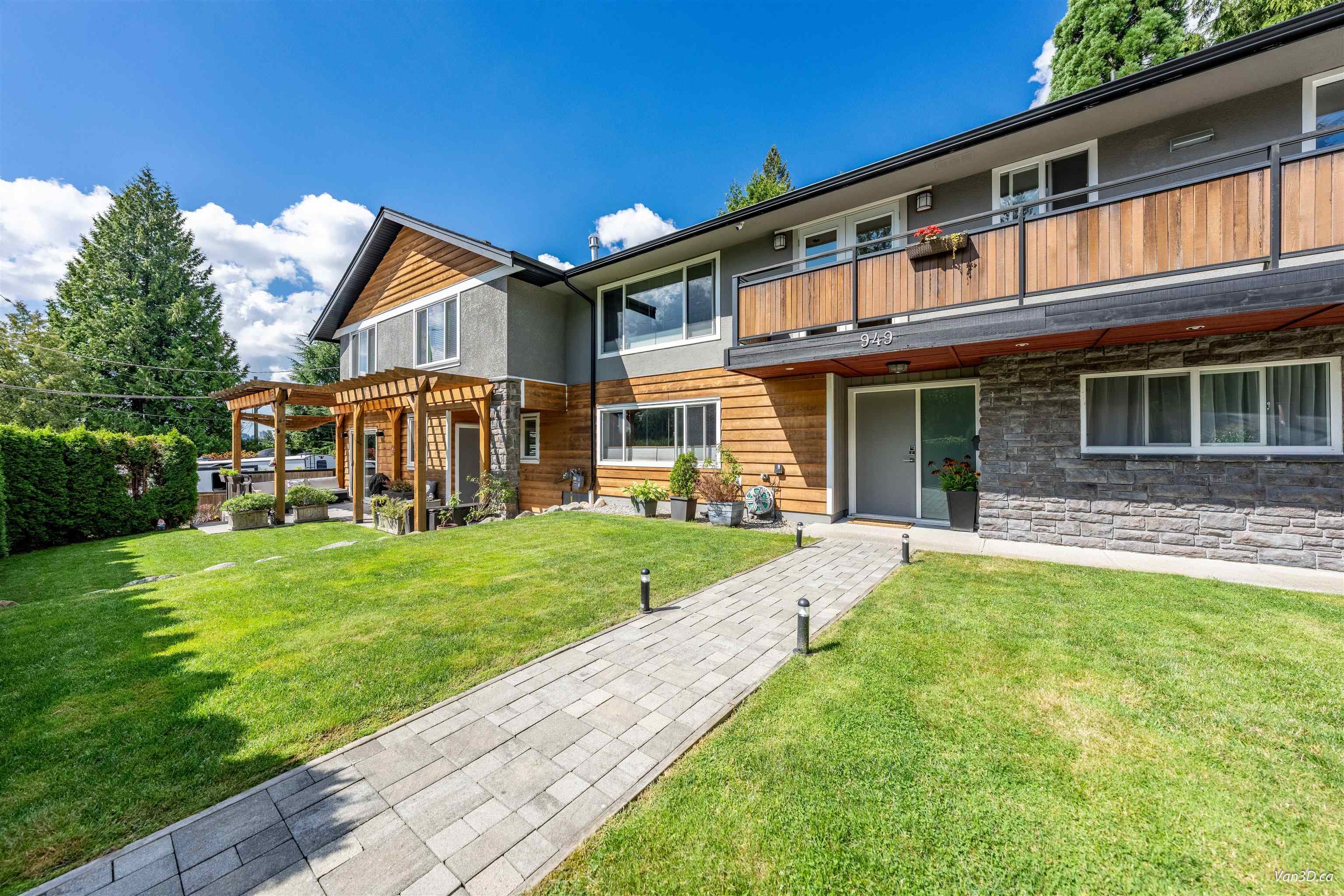 949 Hartford Place, North Vancouver, V7H 2J8 — photo 1