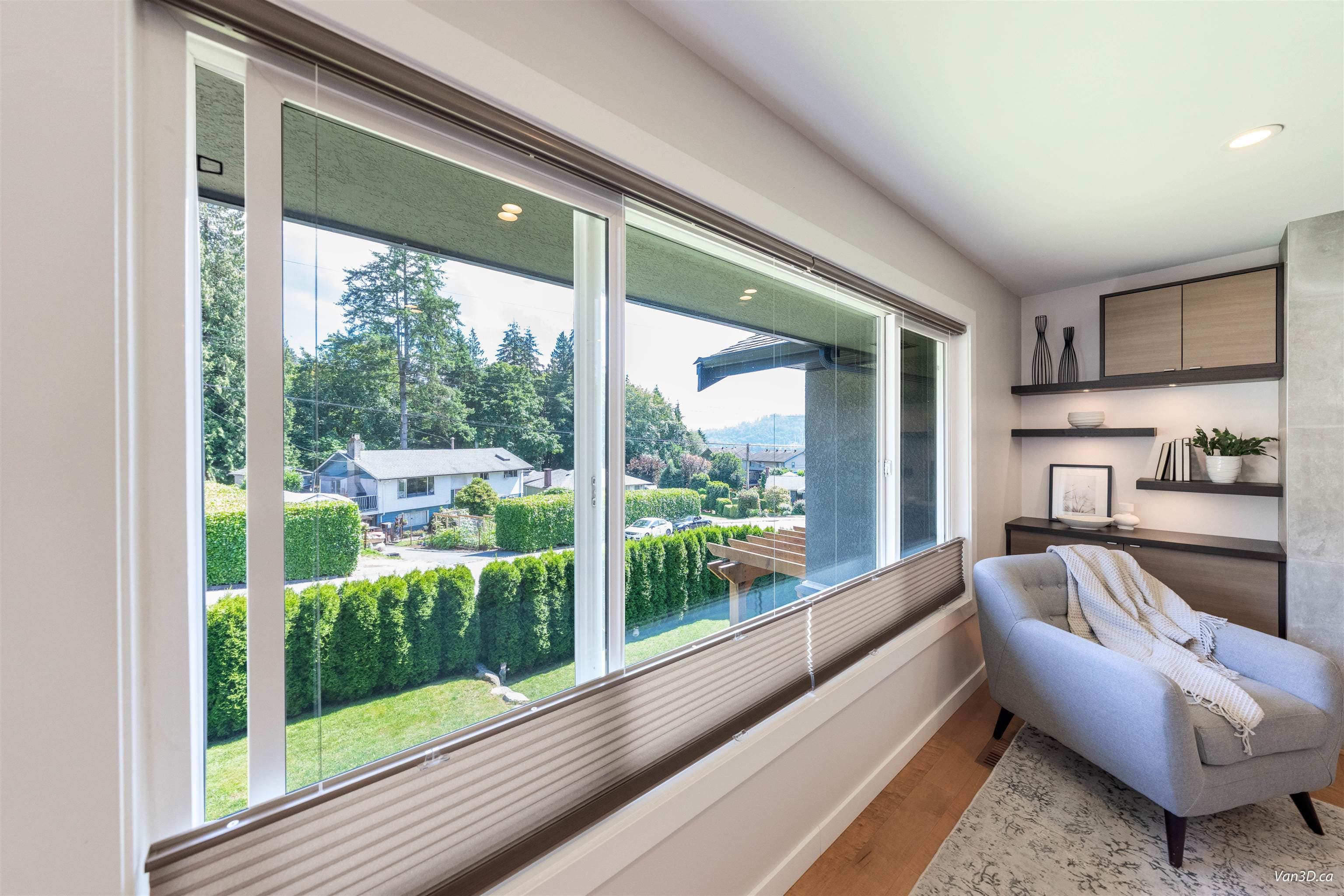 949 Hartford Place, North Vancouver, V7H 2J8 — photo 5