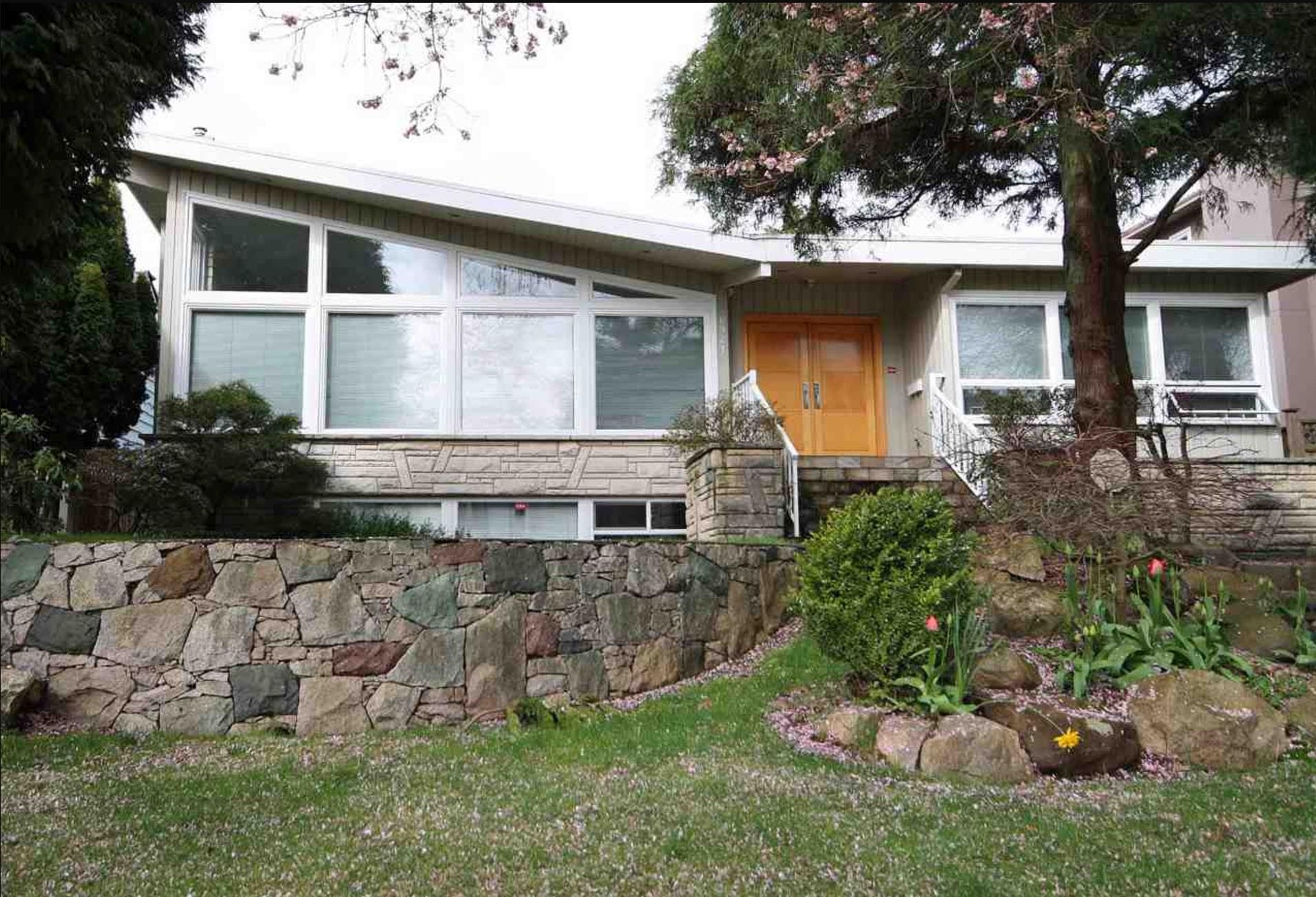 6921 Laurel Street, Vancouver, V6P 3T6 — photo 1