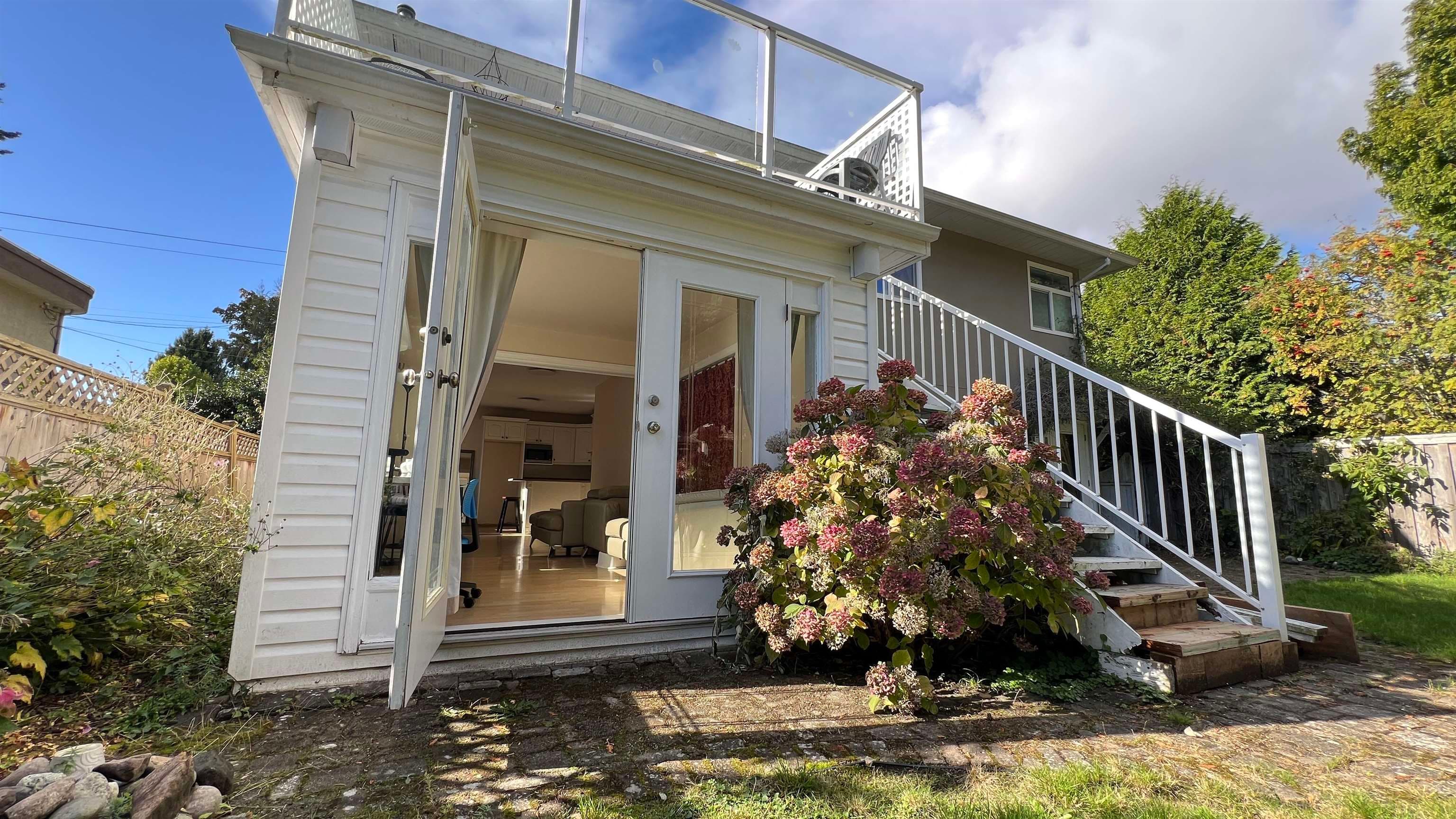 1522 Nichol Road, White Rock, V4B 3J8 — photo 2