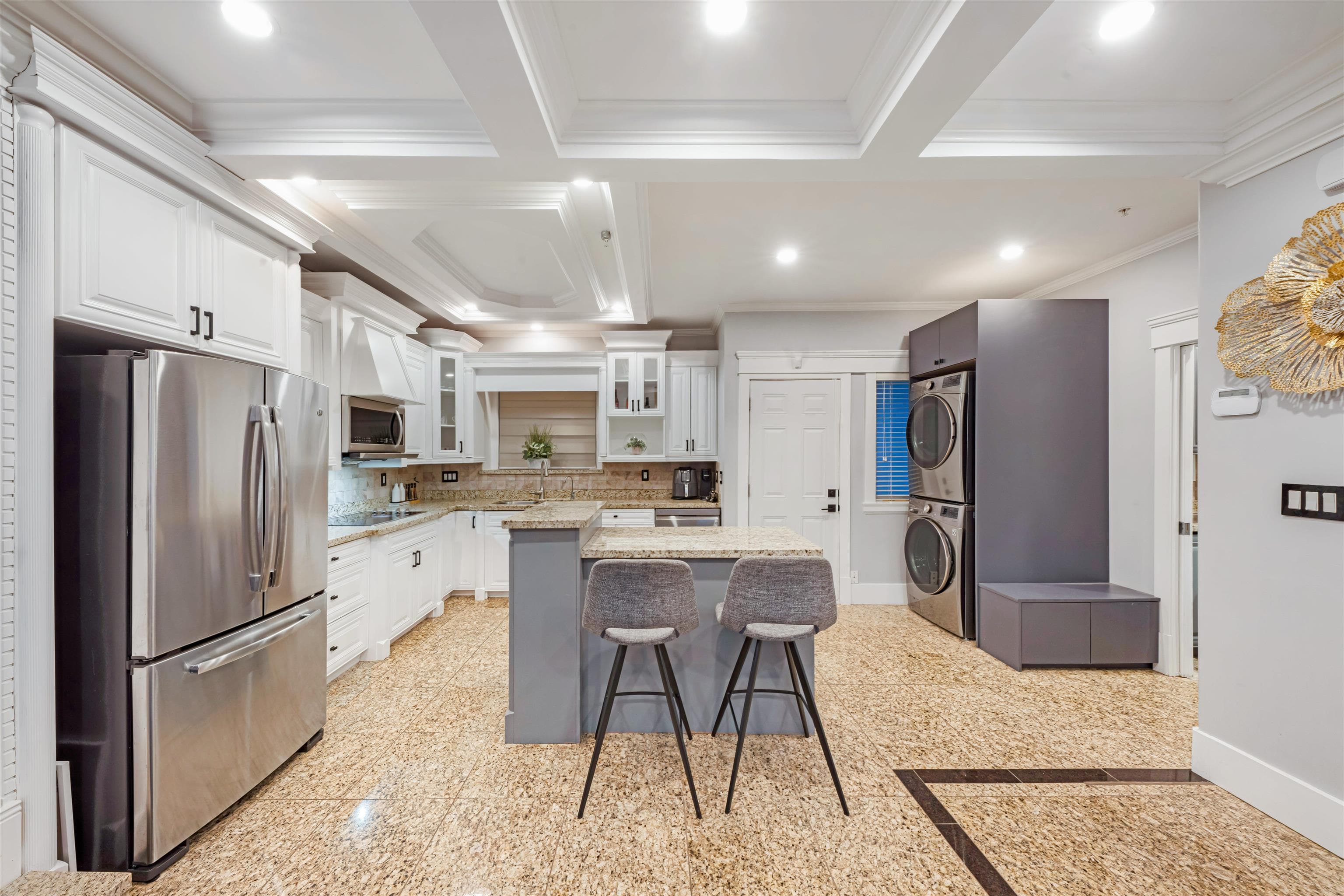 7888 Nanaimo Street, Vancouver, V5P 4M9 — photo 3