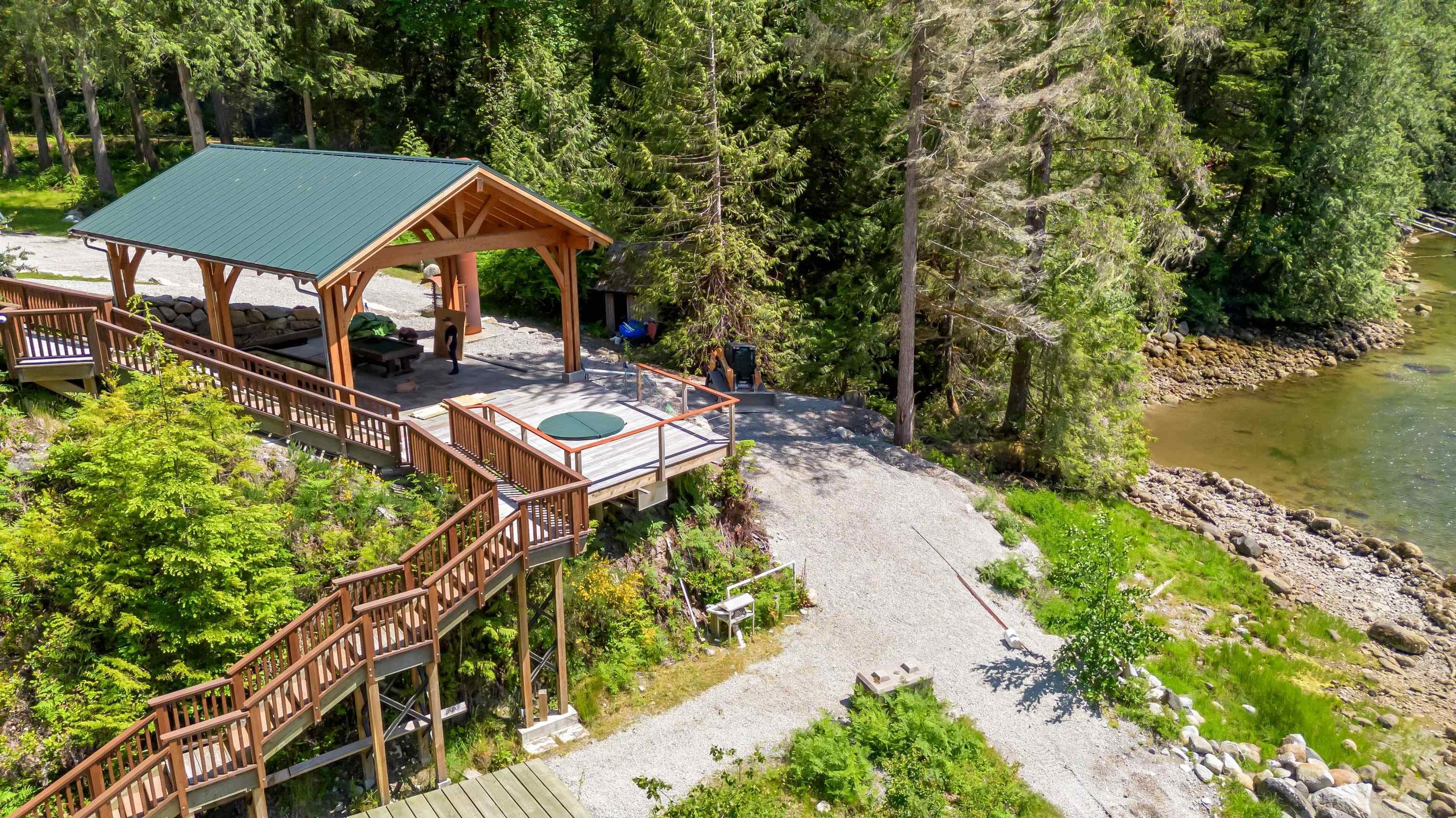 BLK 9 Narrows Inlet North Shoreline, Sechelt, V0N 3A0 — photo 2