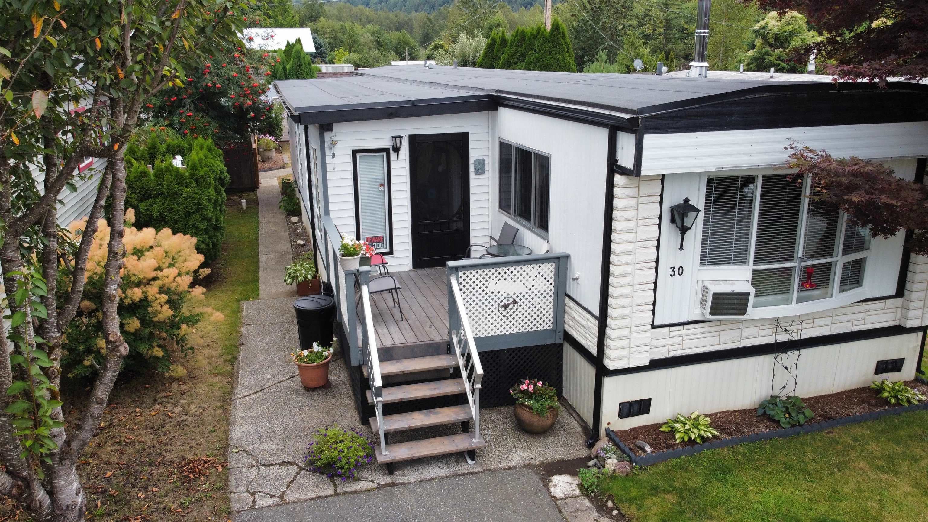 30 - 46484 Chilliwack Lake Road, Chilliwack, V2R 3R7 — photo 2